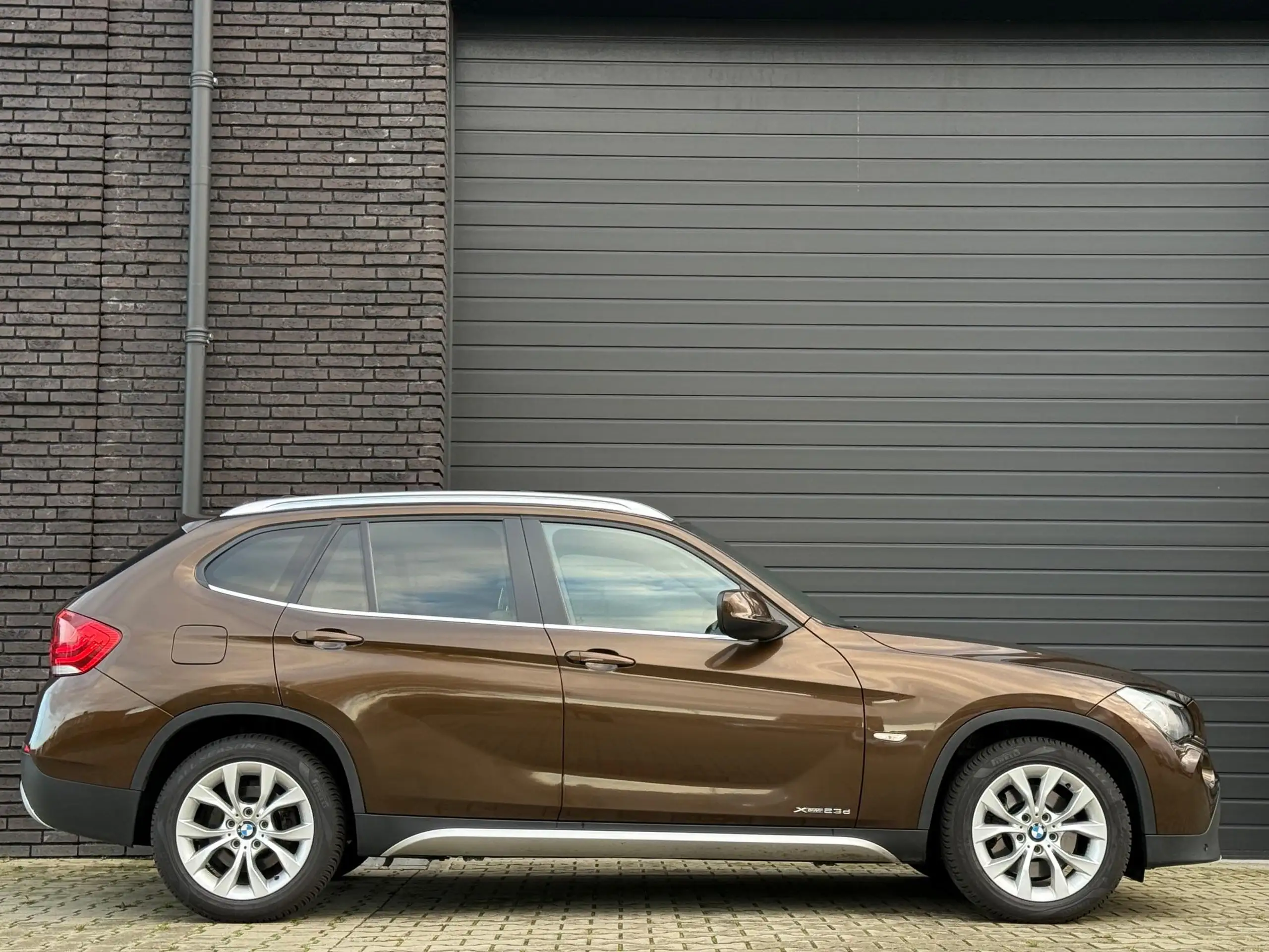 BMW - X1