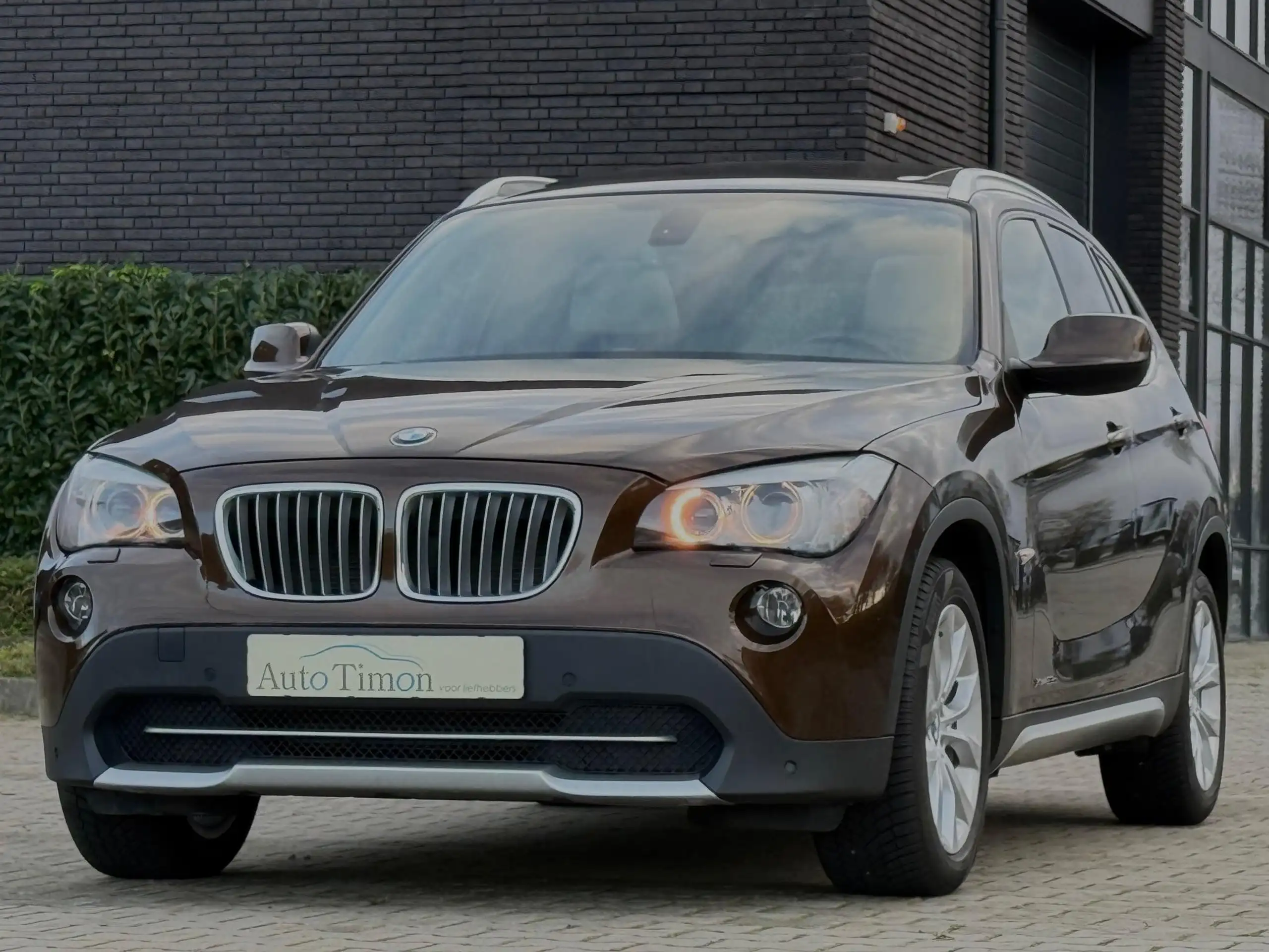 BMW - X1