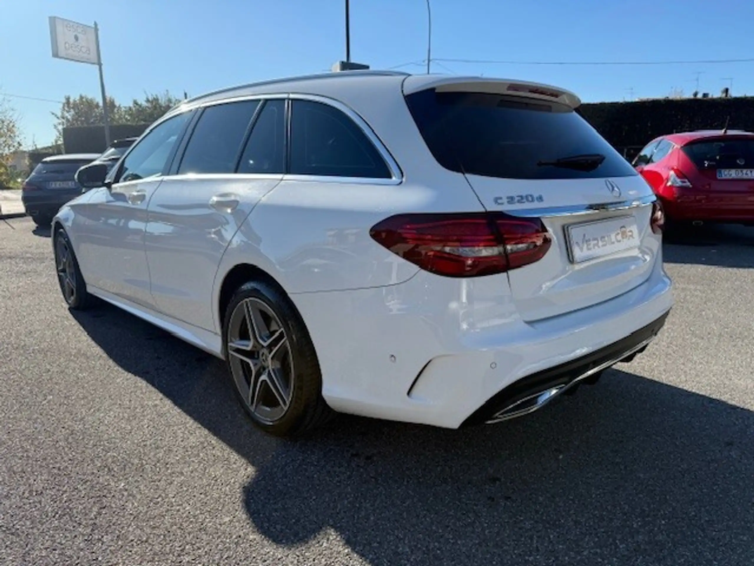 Mercedes-Benz - C 220