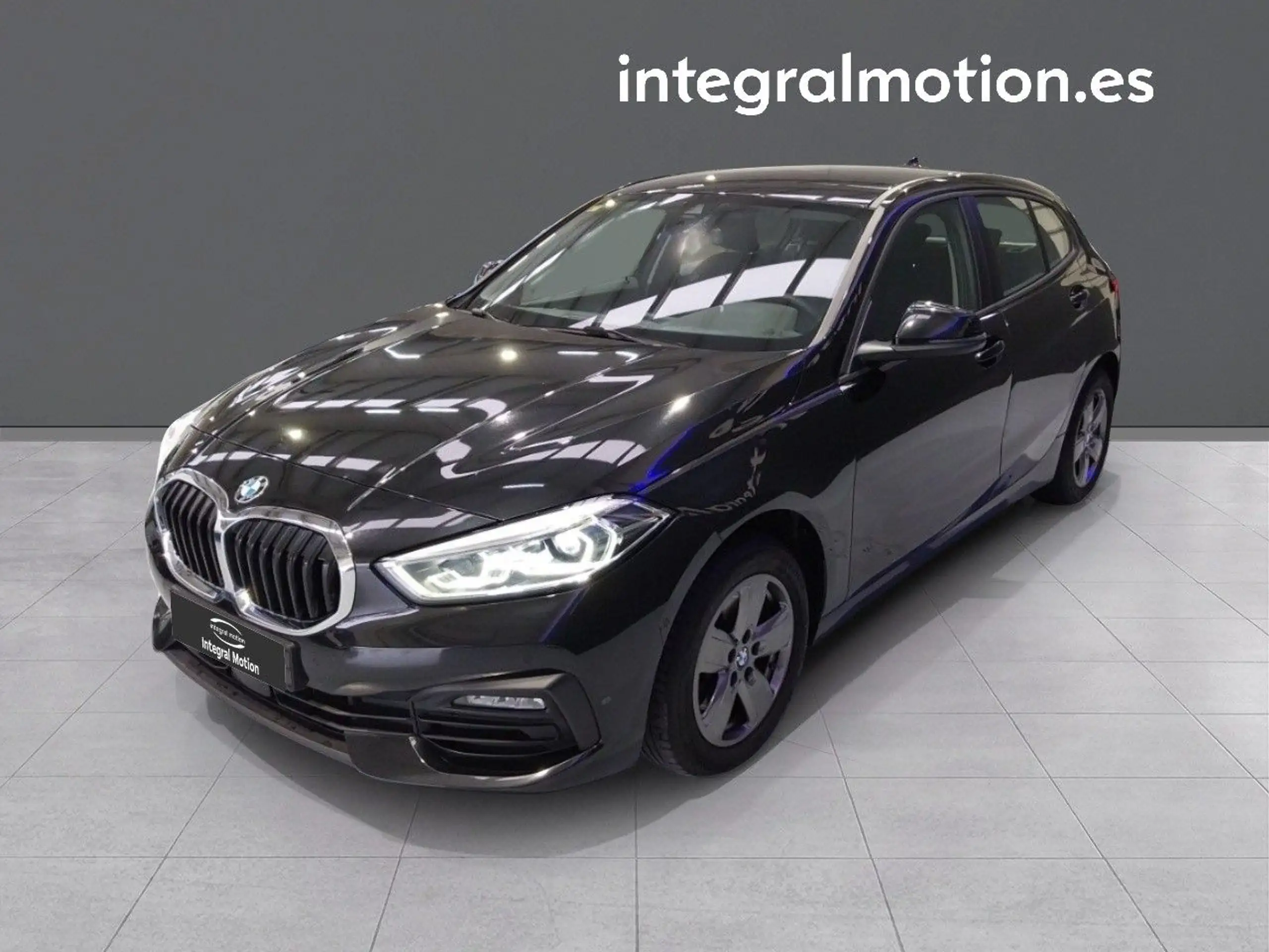 BMW 116 2021