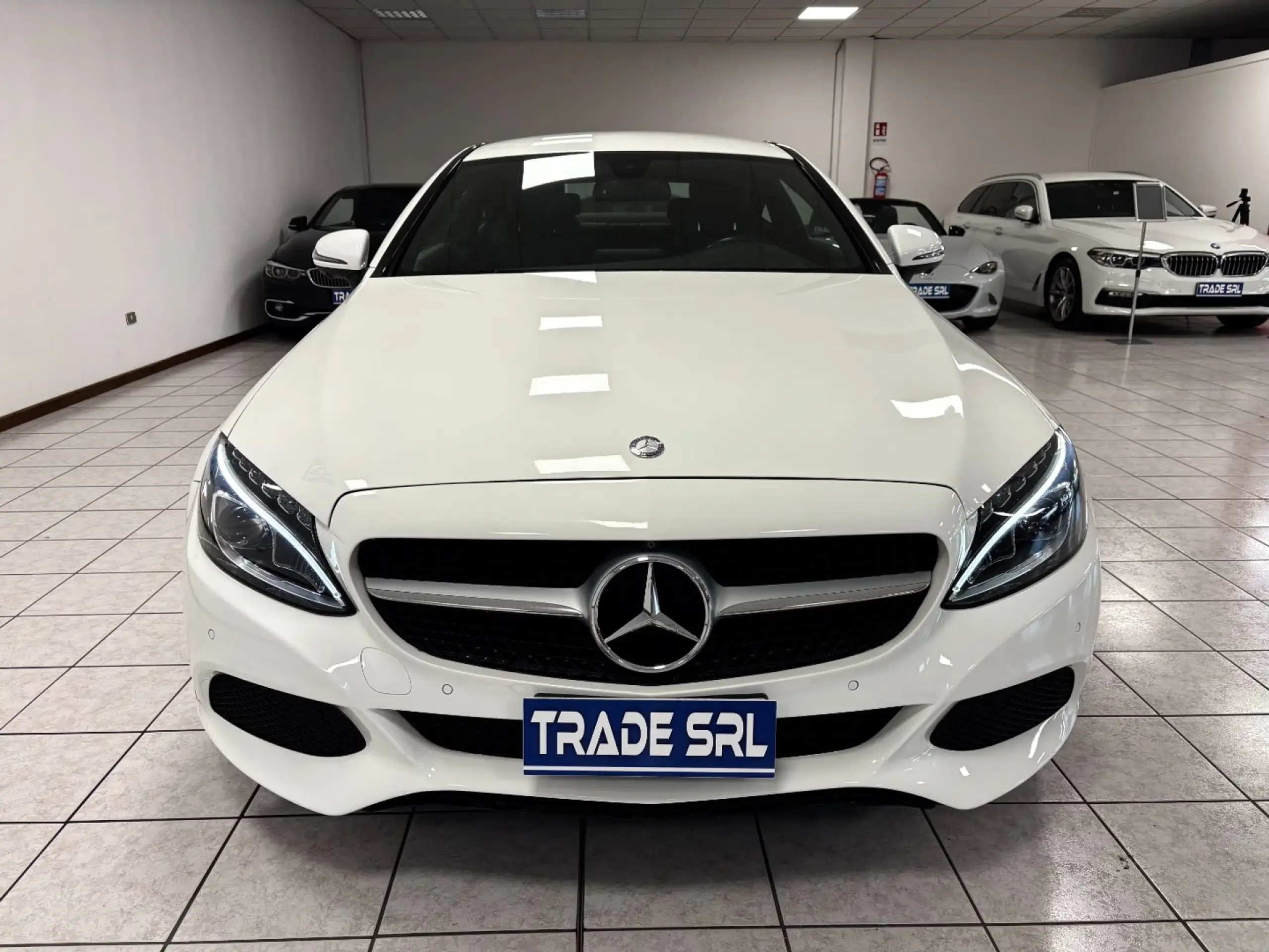 Mercedes-Benz - C 220