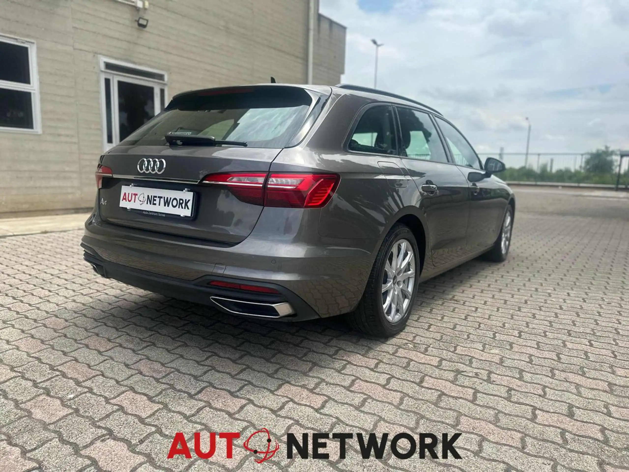 Audi - A4