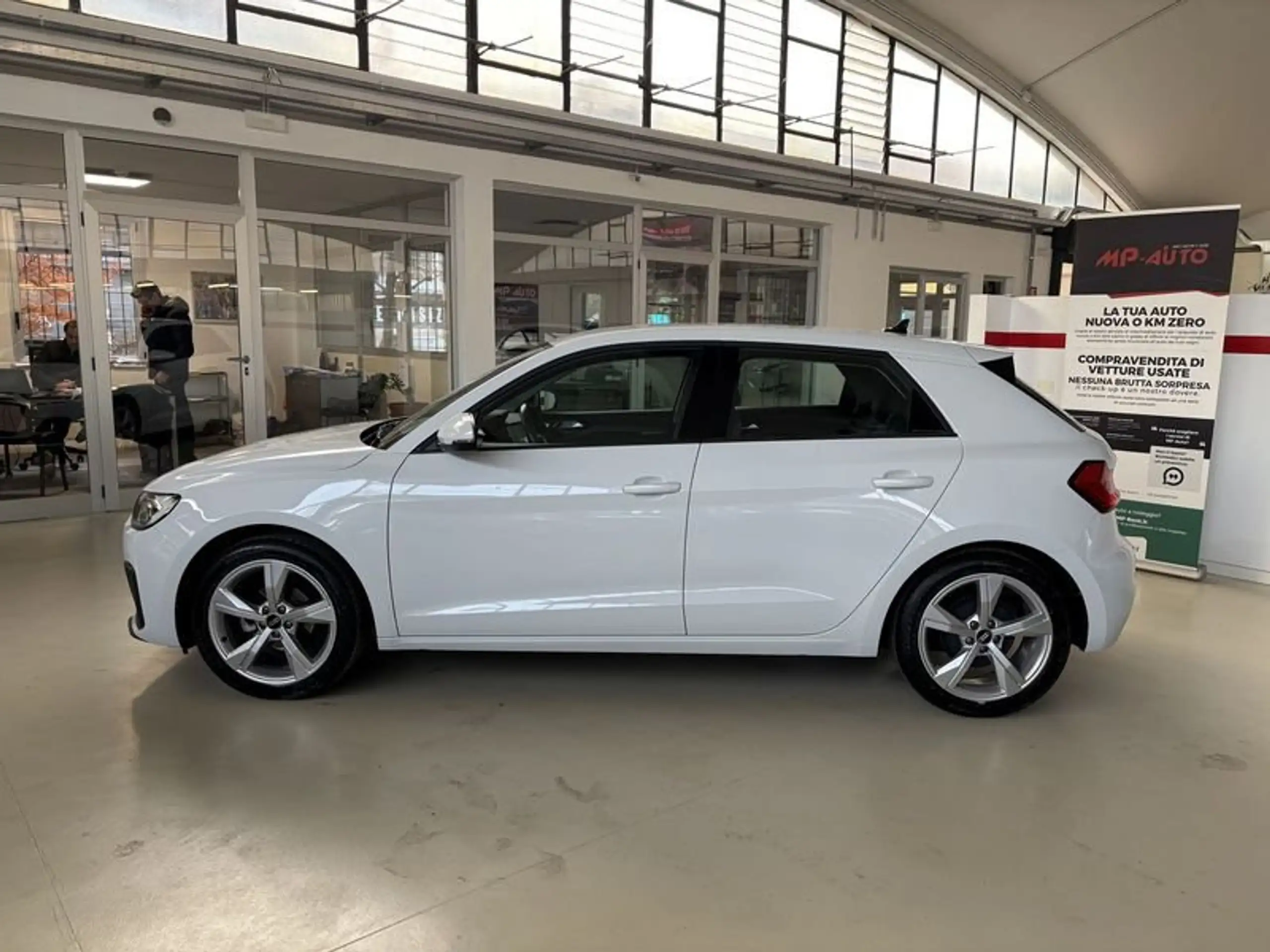 Audi - A1