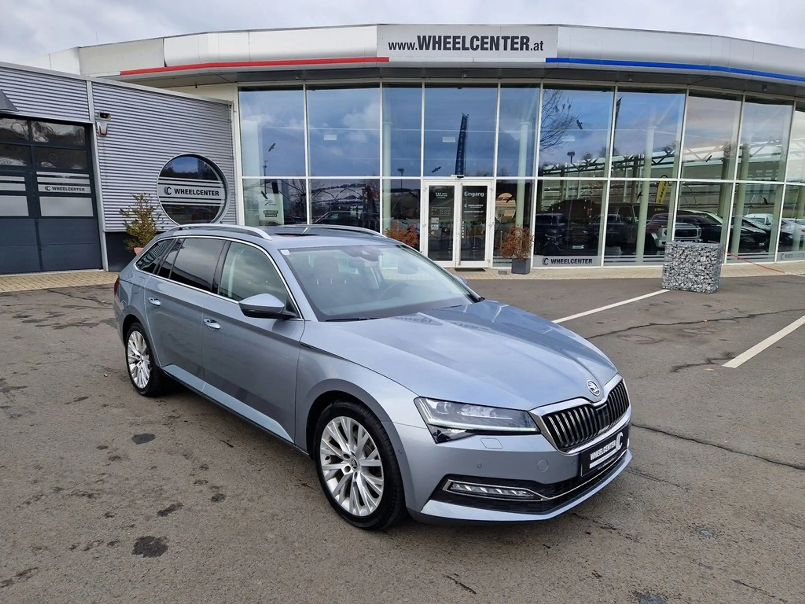 Skoda - Superb