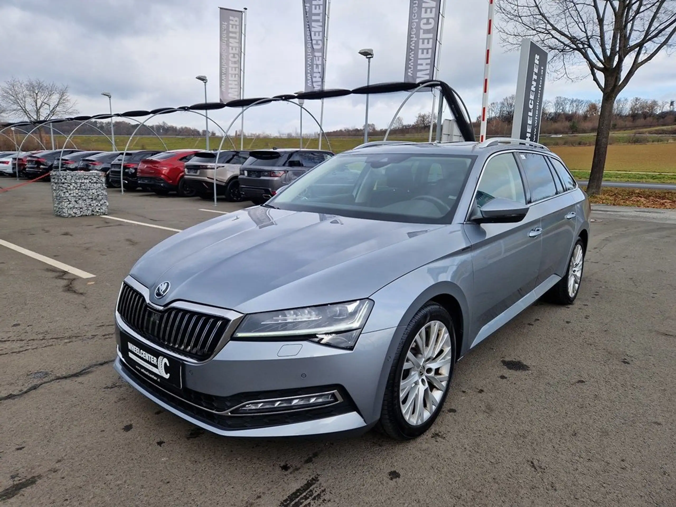 Skoda - Superb