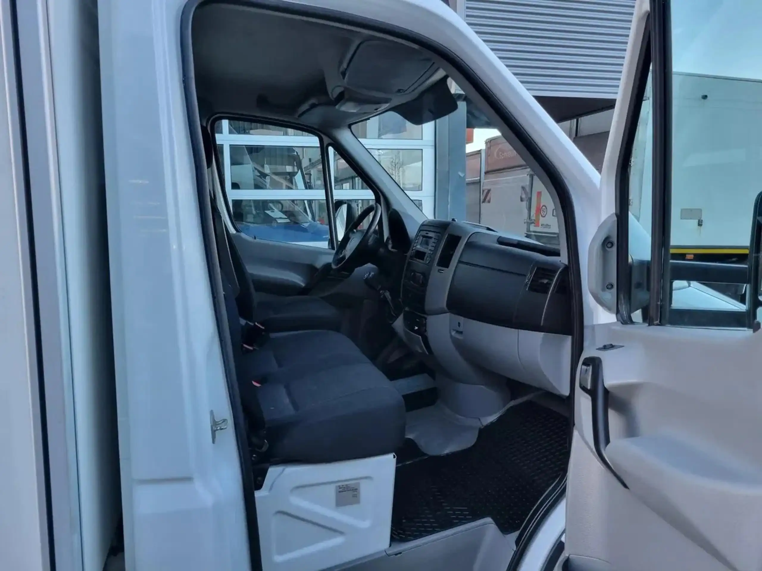 Mercedes-Benz - Sprinter