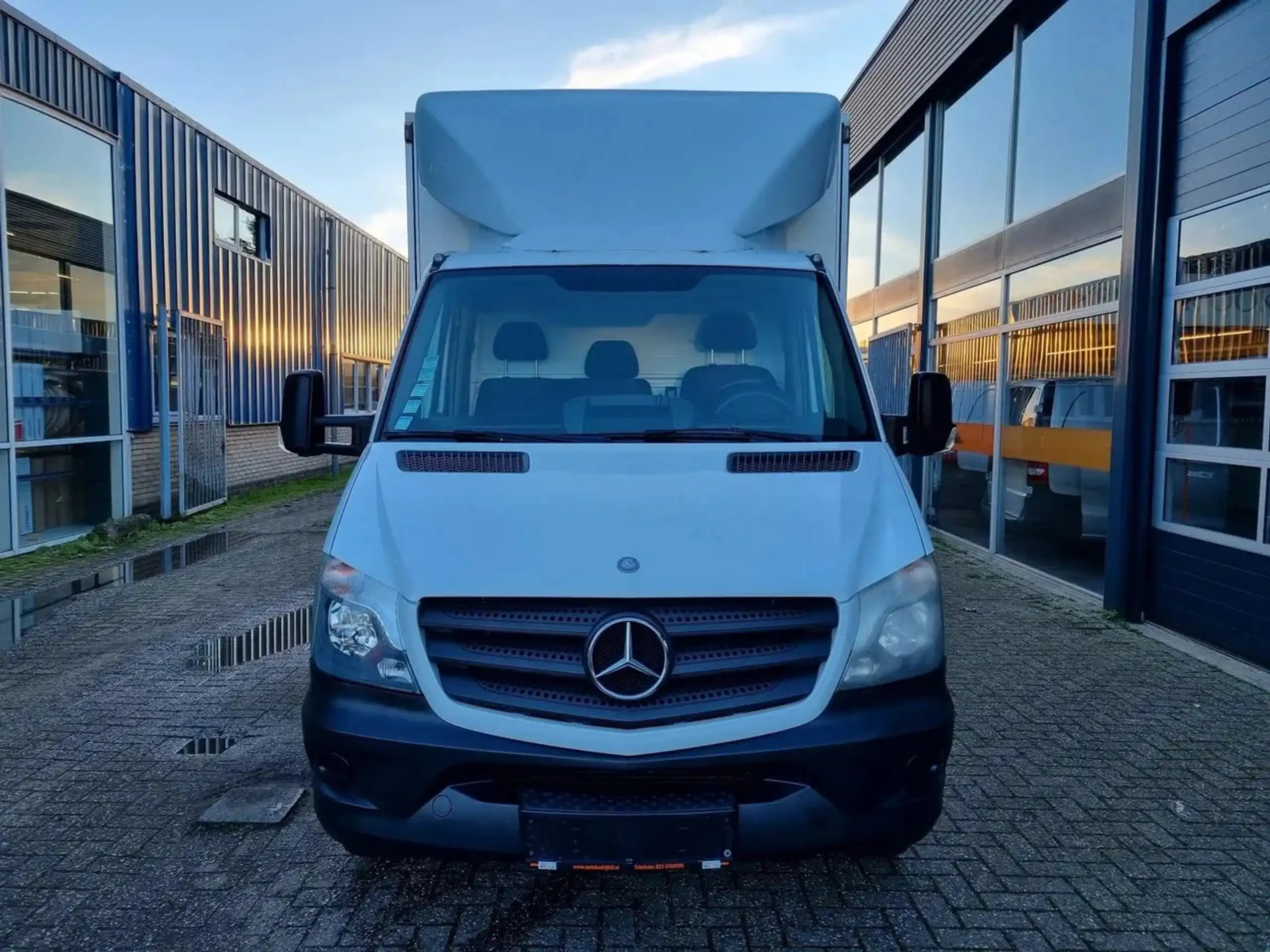 Mercedes-Benz - Sprinter