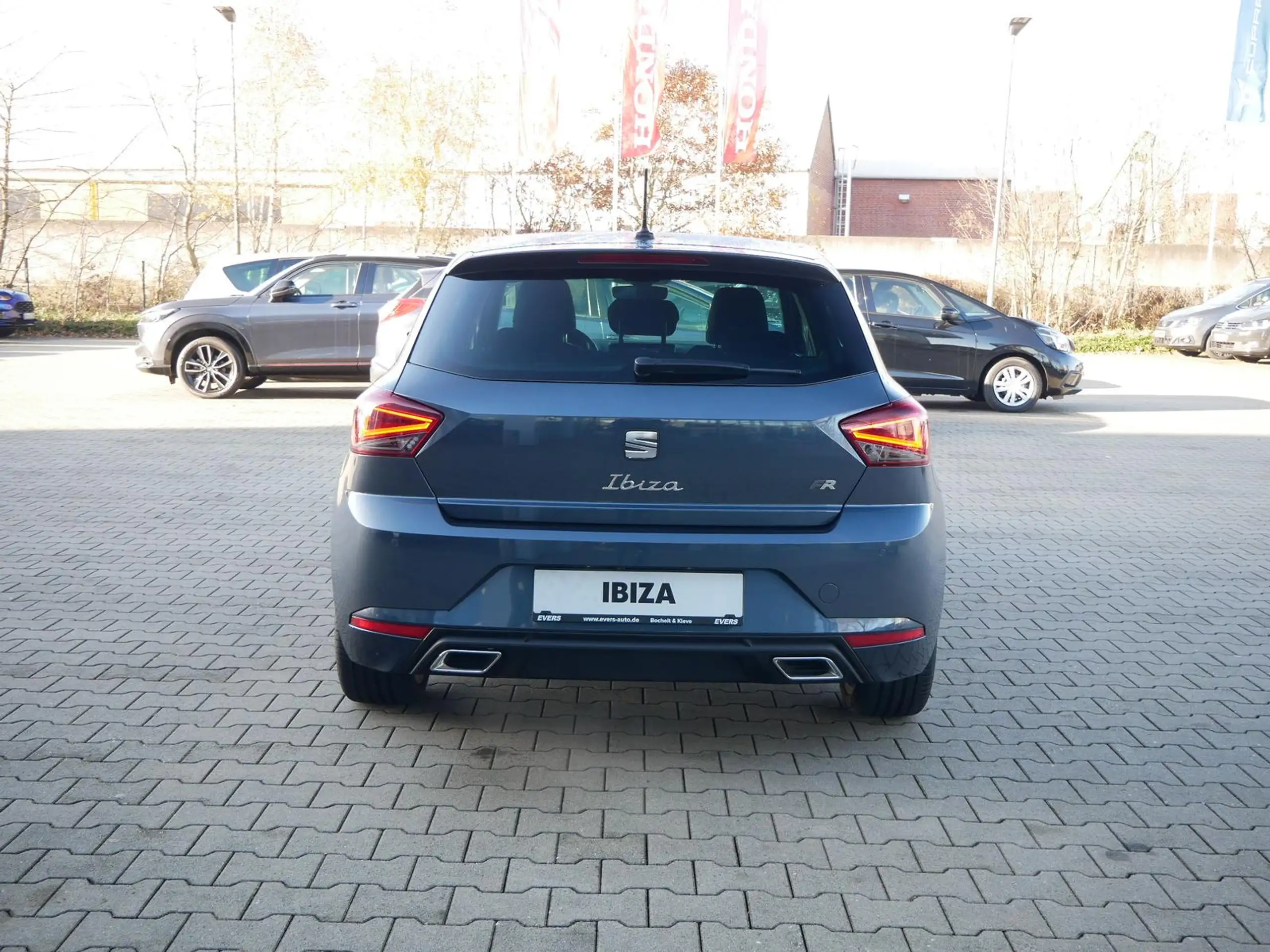 SEAT - Ibiza