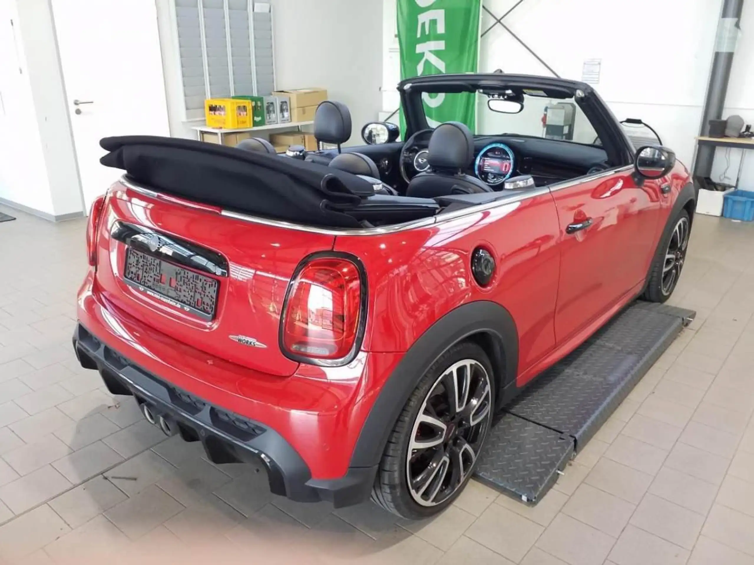 MINI - John Cooper Works Cabrio