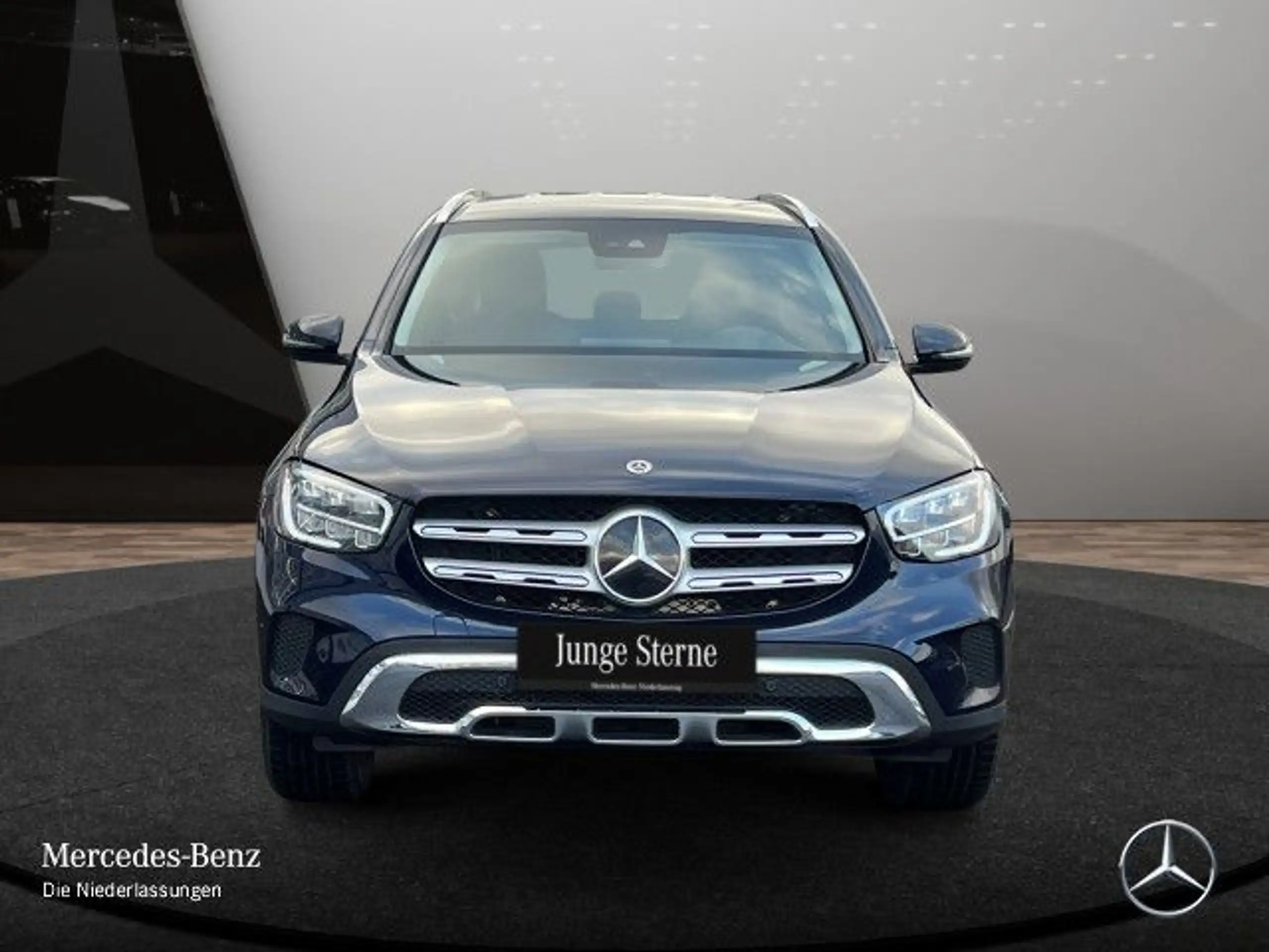 Mercedes-Benz - GLC 300