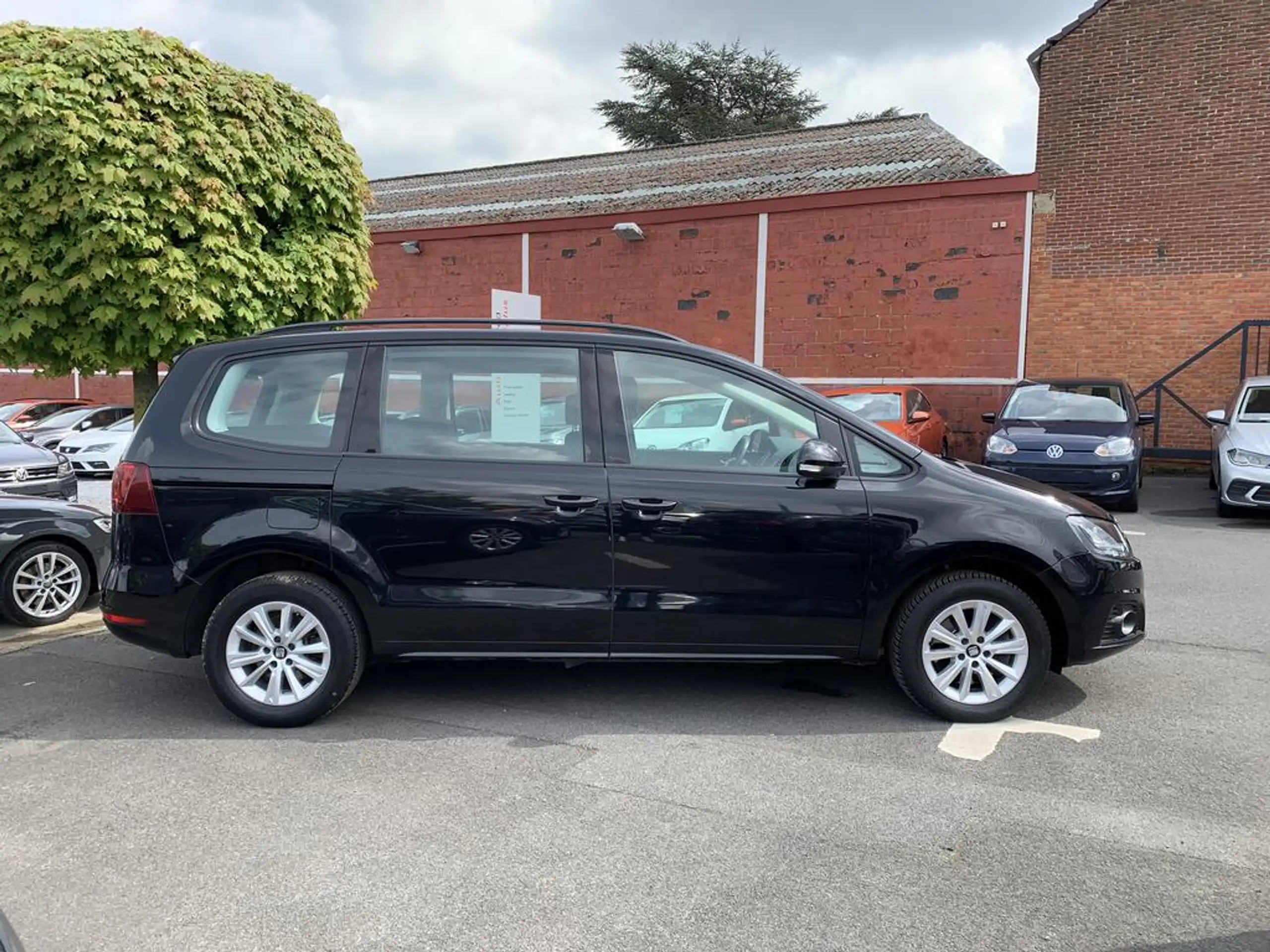 SEAT - Alhambra