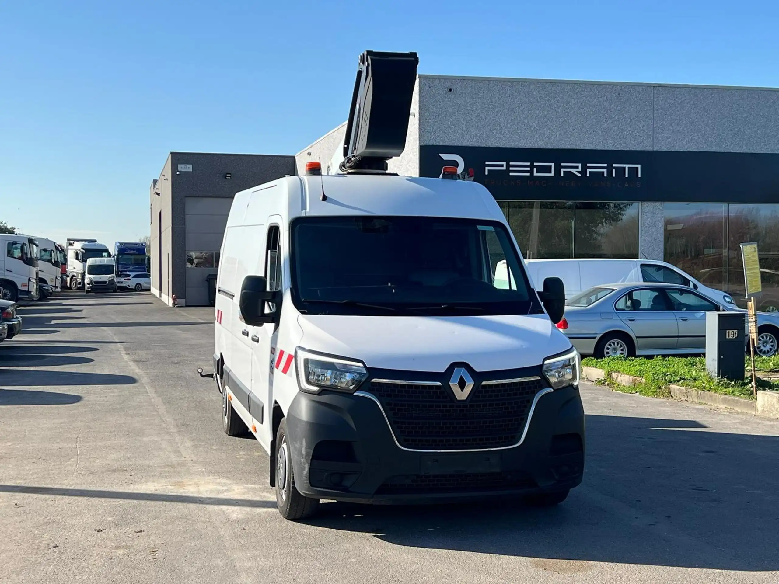 Renault - Master