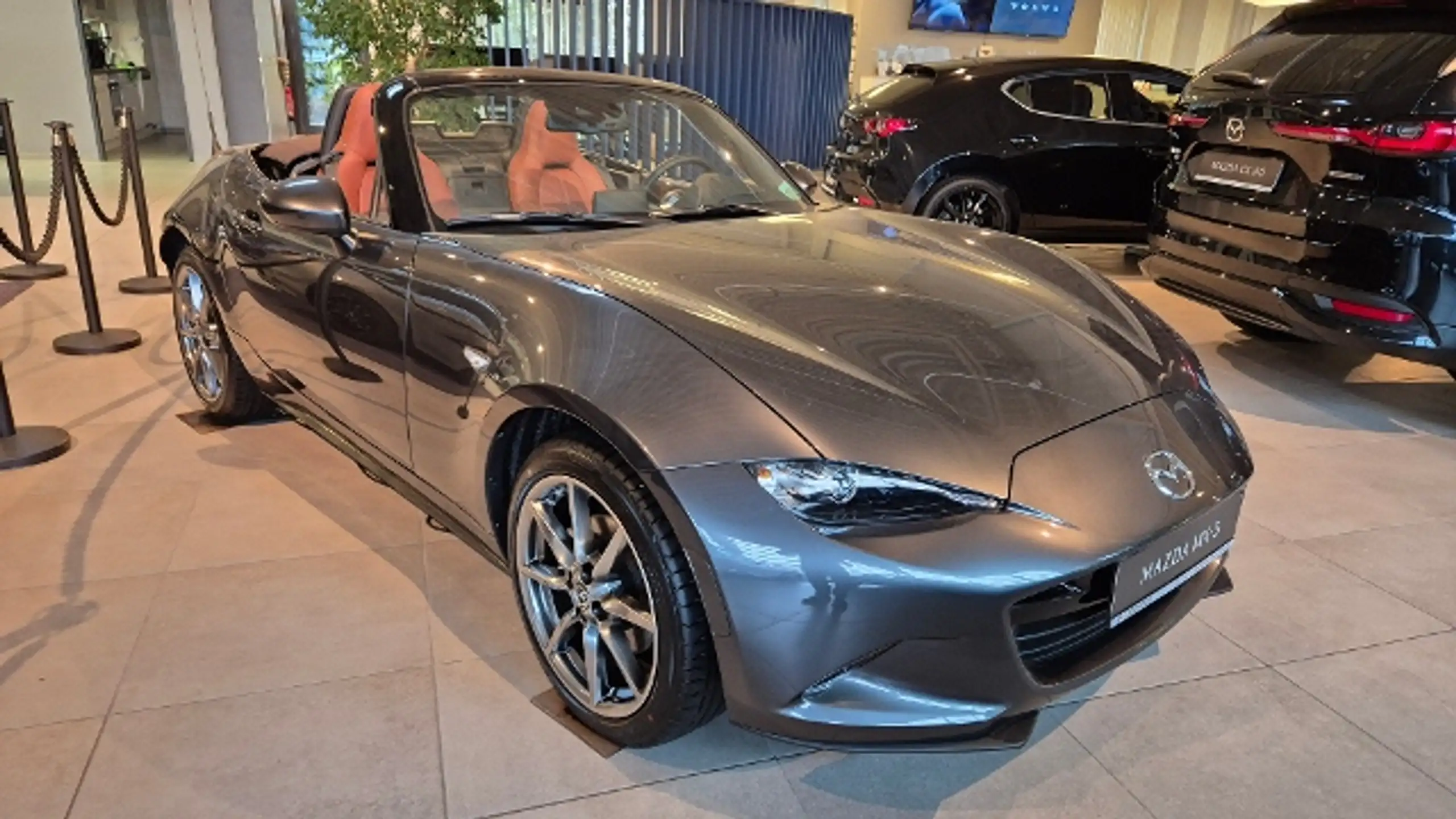 Mazda - MX-5