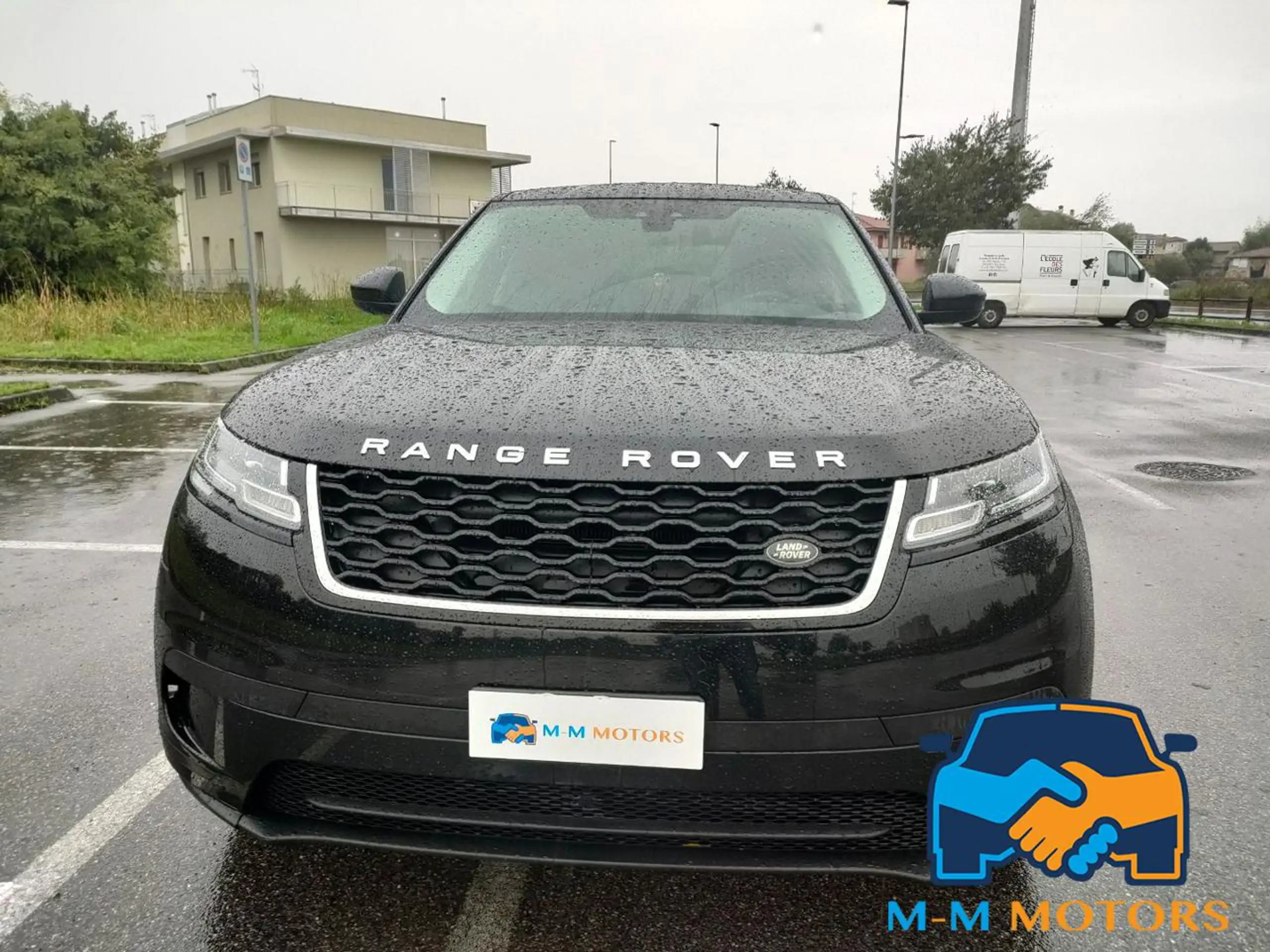 Land Rover - Range Rover Velar