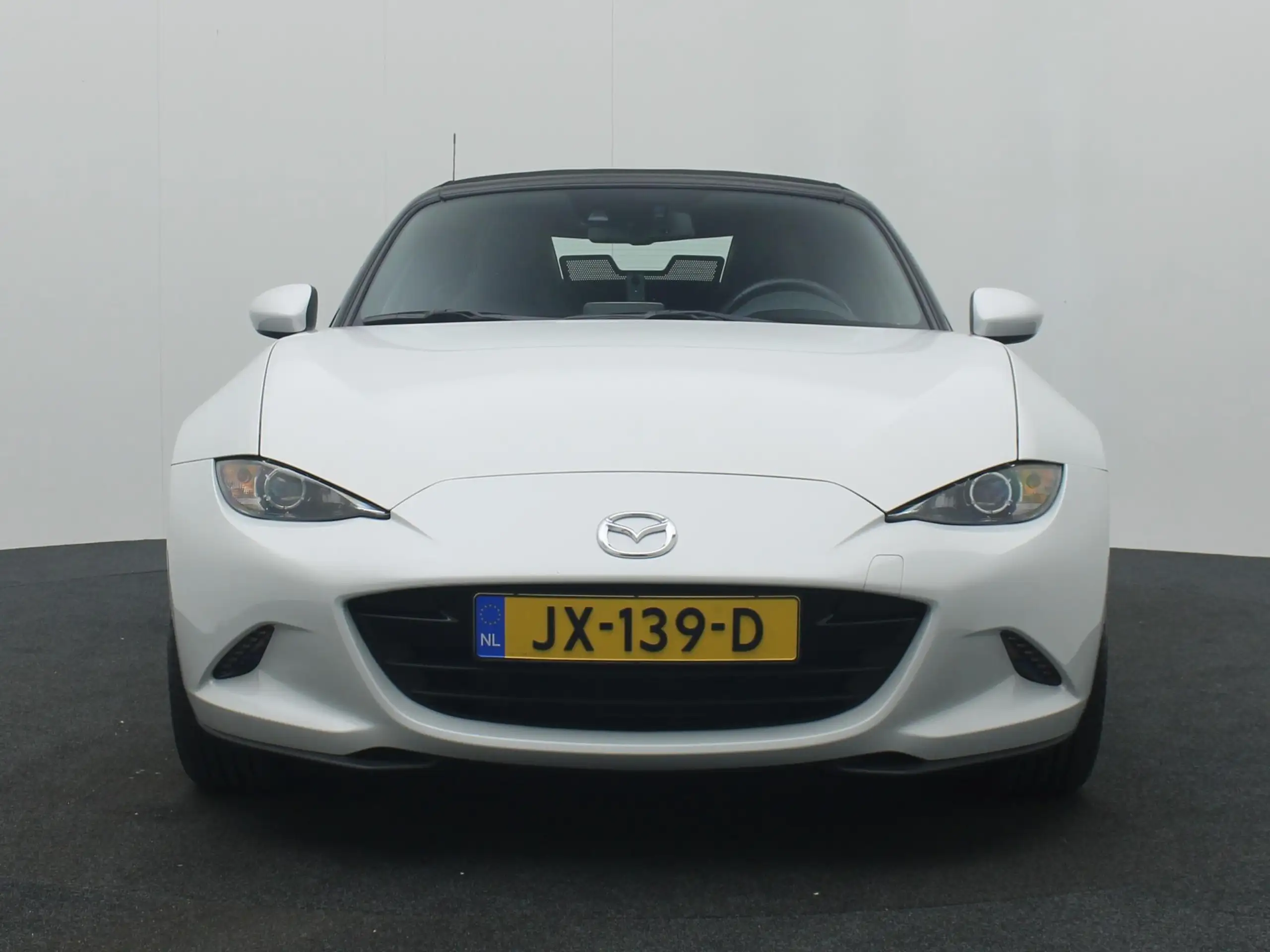 Mazda - MX-5