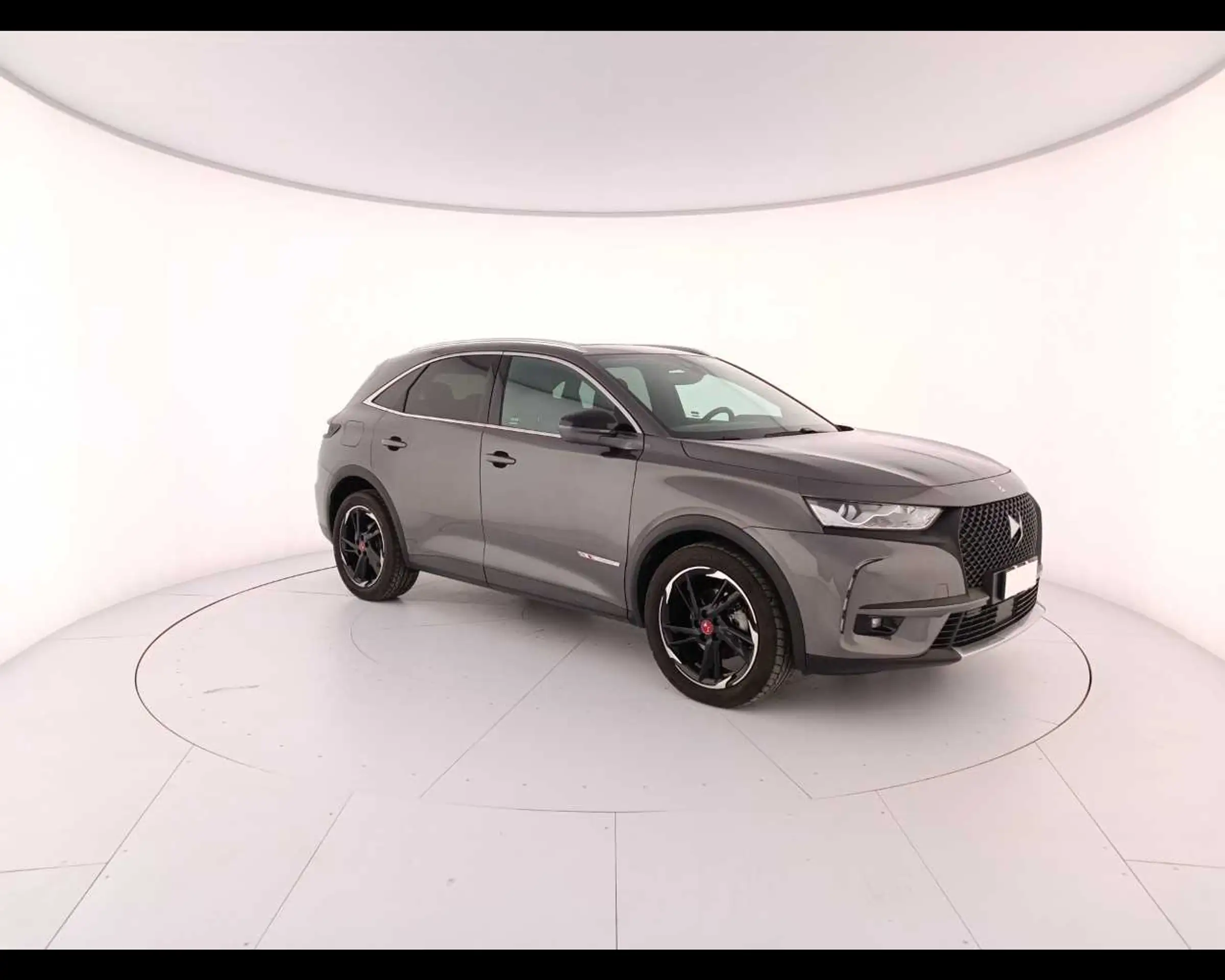 DS Automobiles - DS 7 Crossback