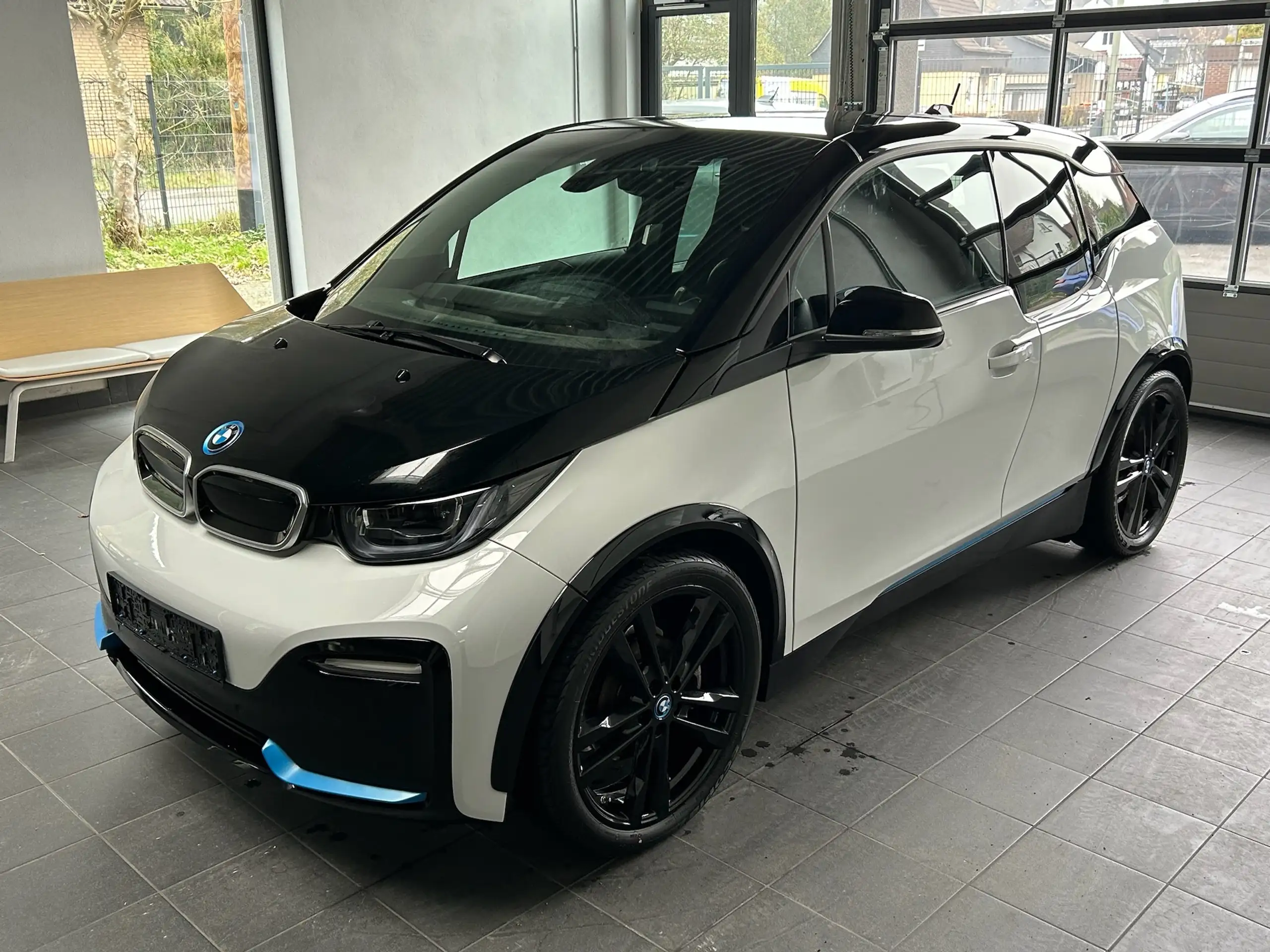 BMW i3 2022