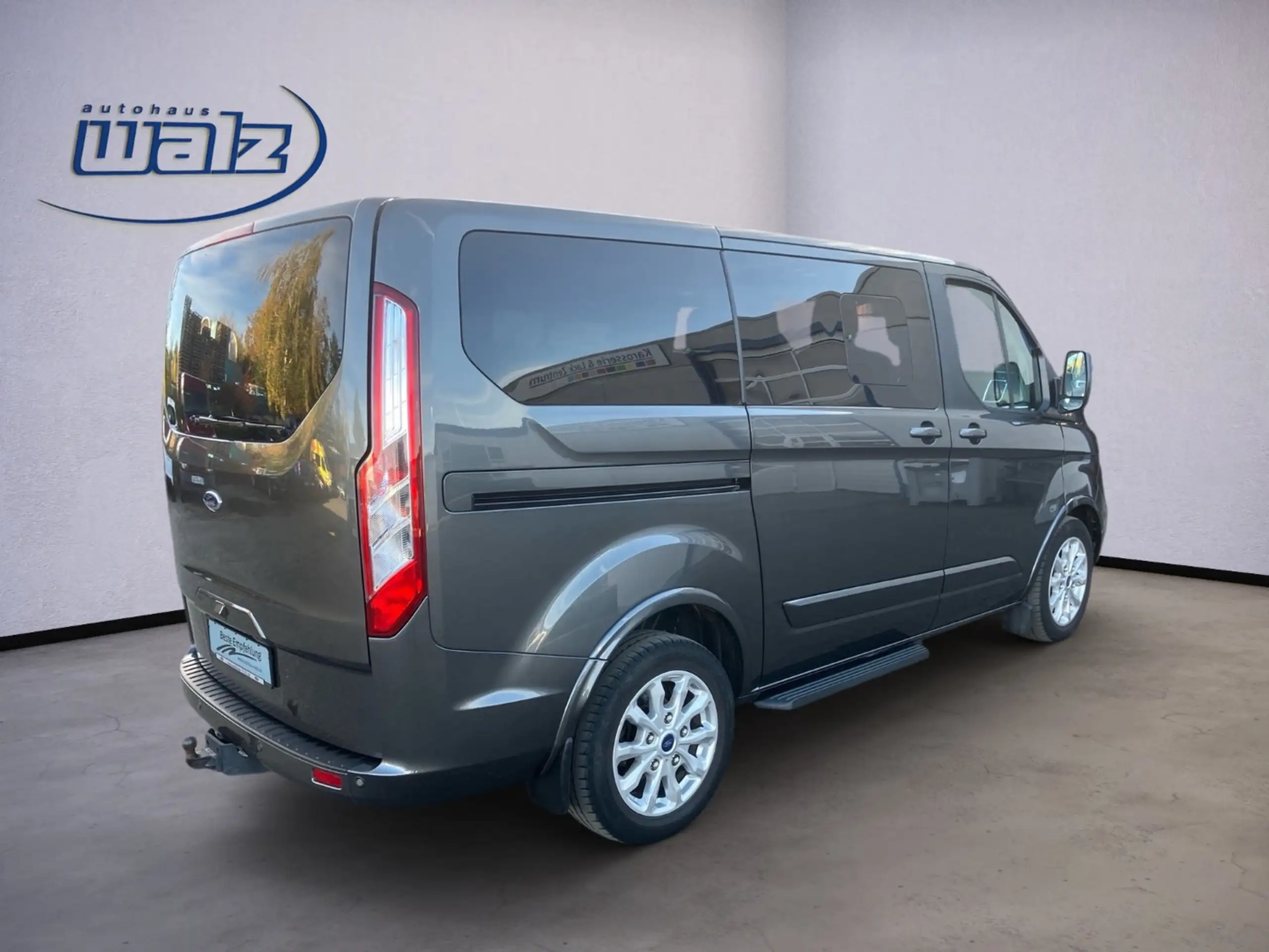 Ford - Tourneo Custom