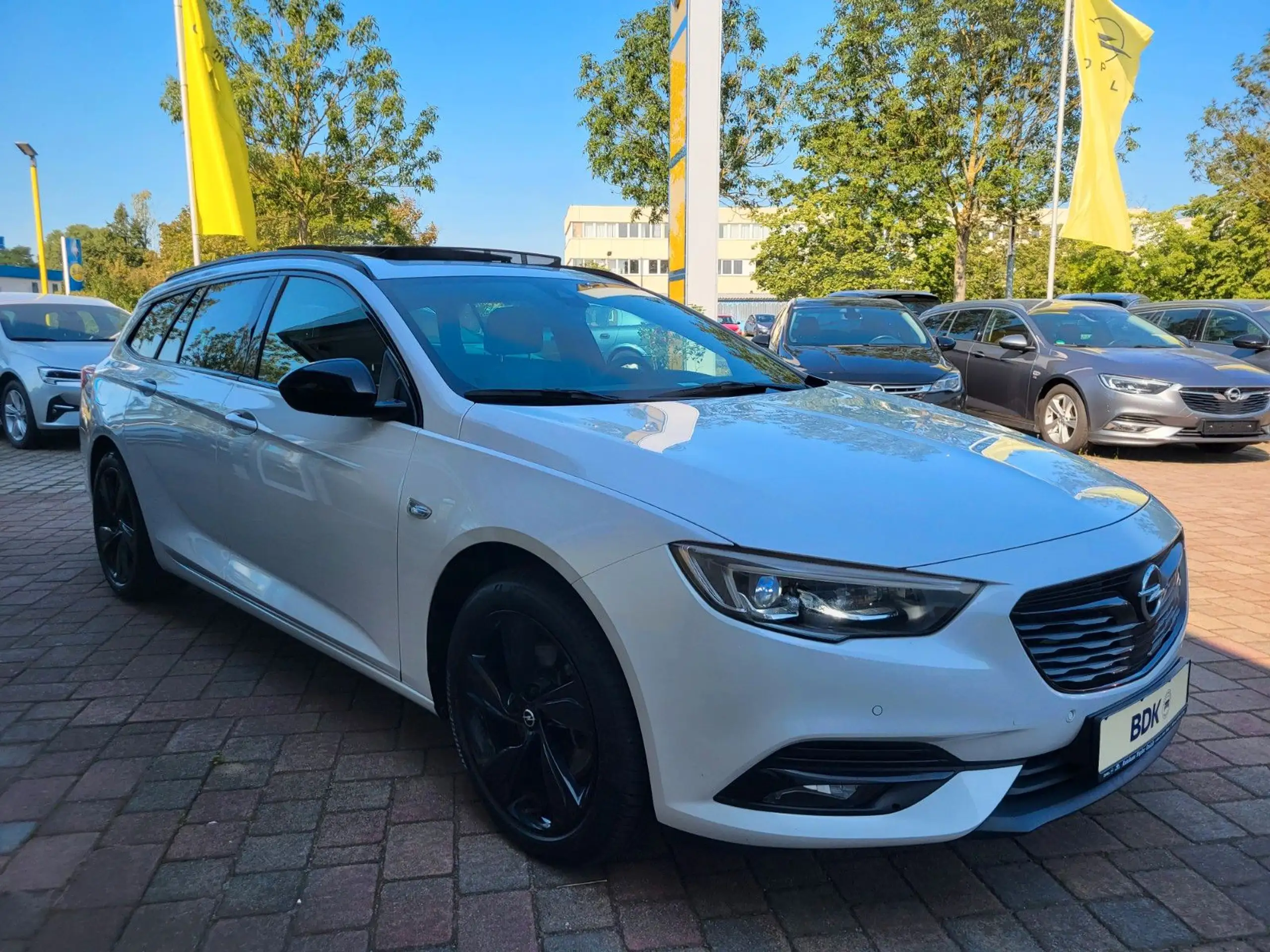 Opel - Insignia