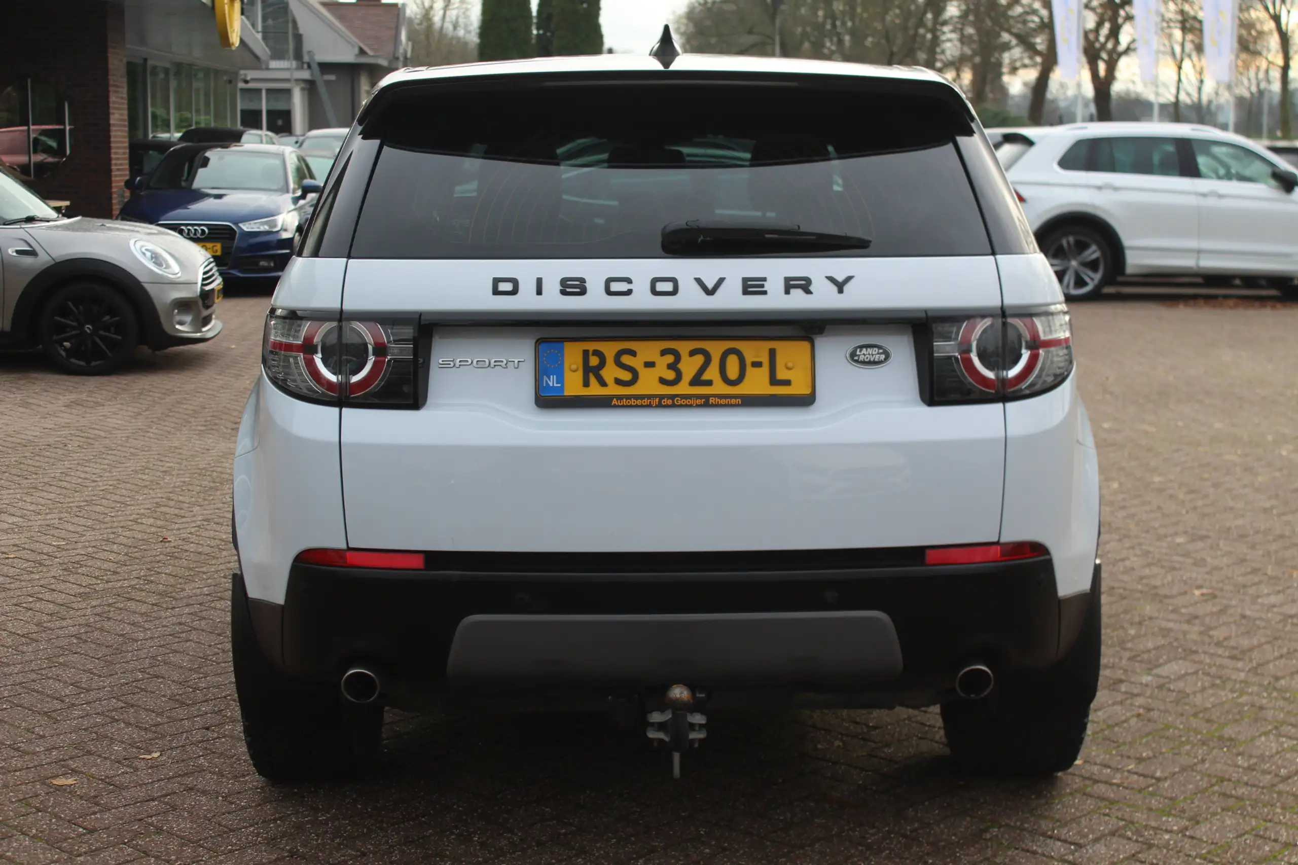 Land Rover - Discovery Sport