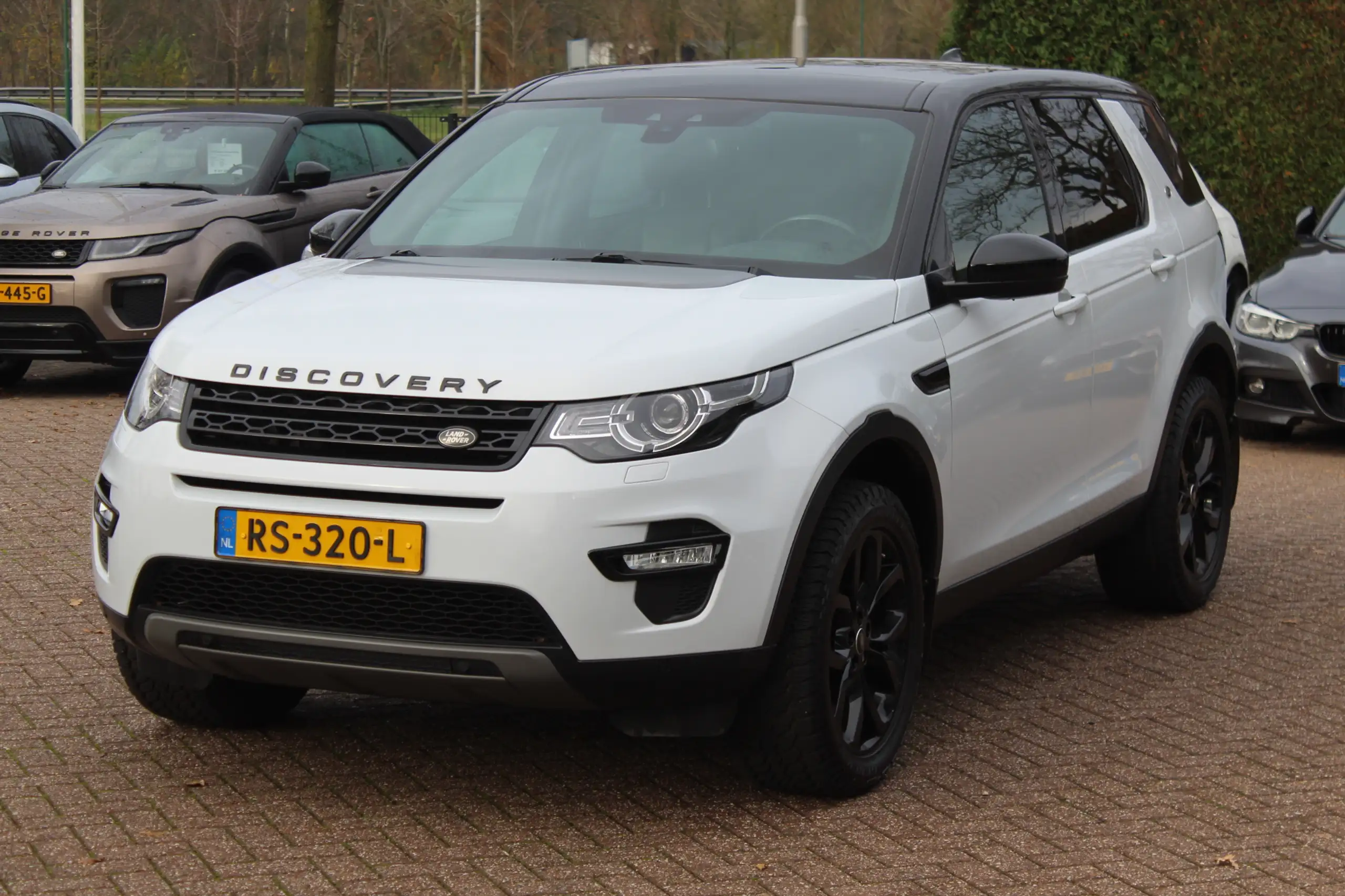 Land Rover - Discovery Sport