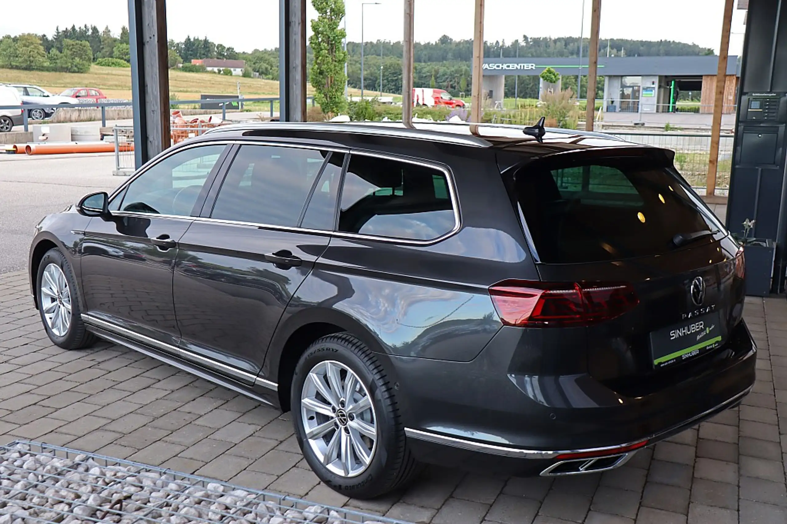 Volkswagen - Passat Variant