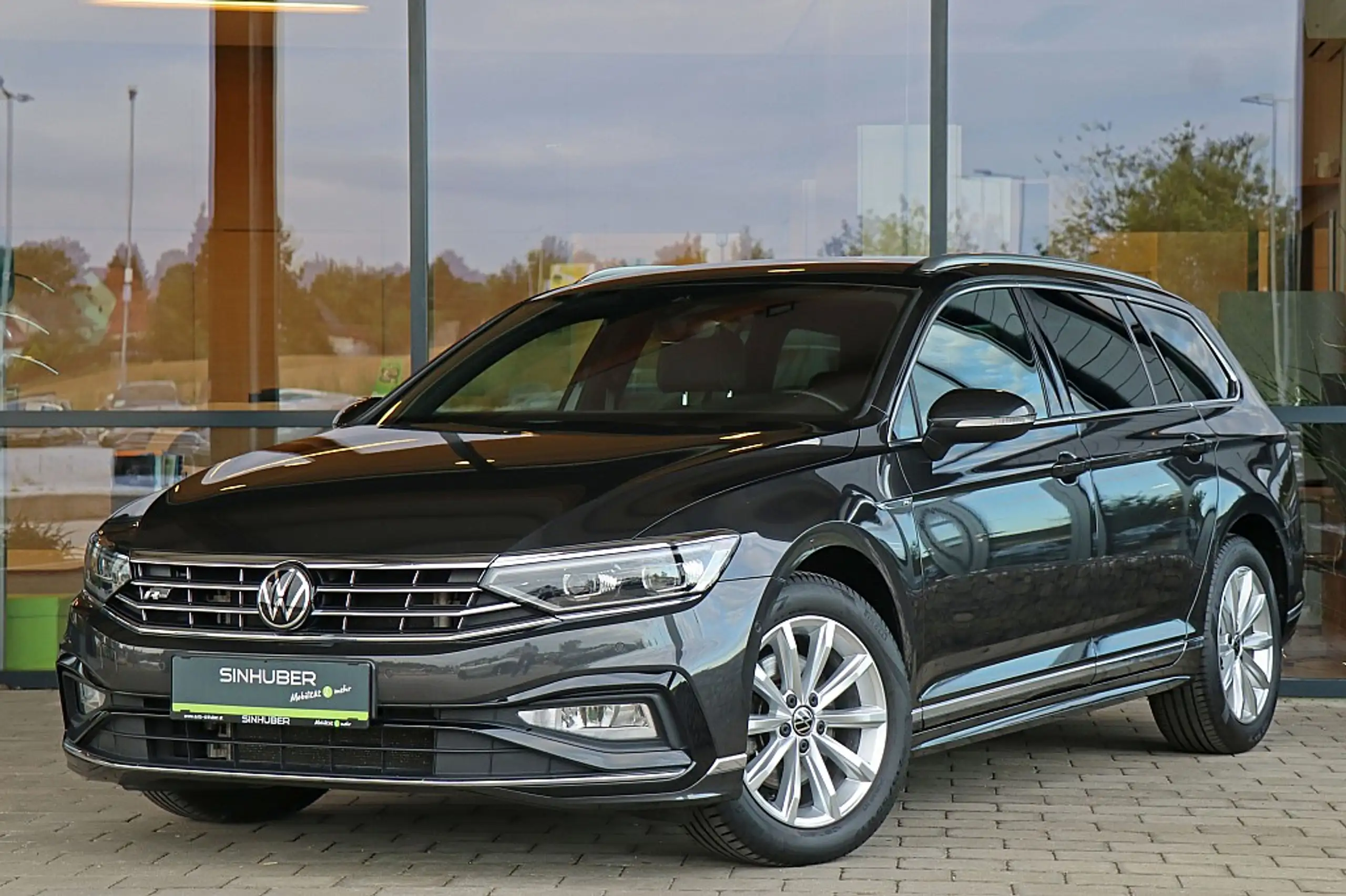 Volkswagen - Passat Variant