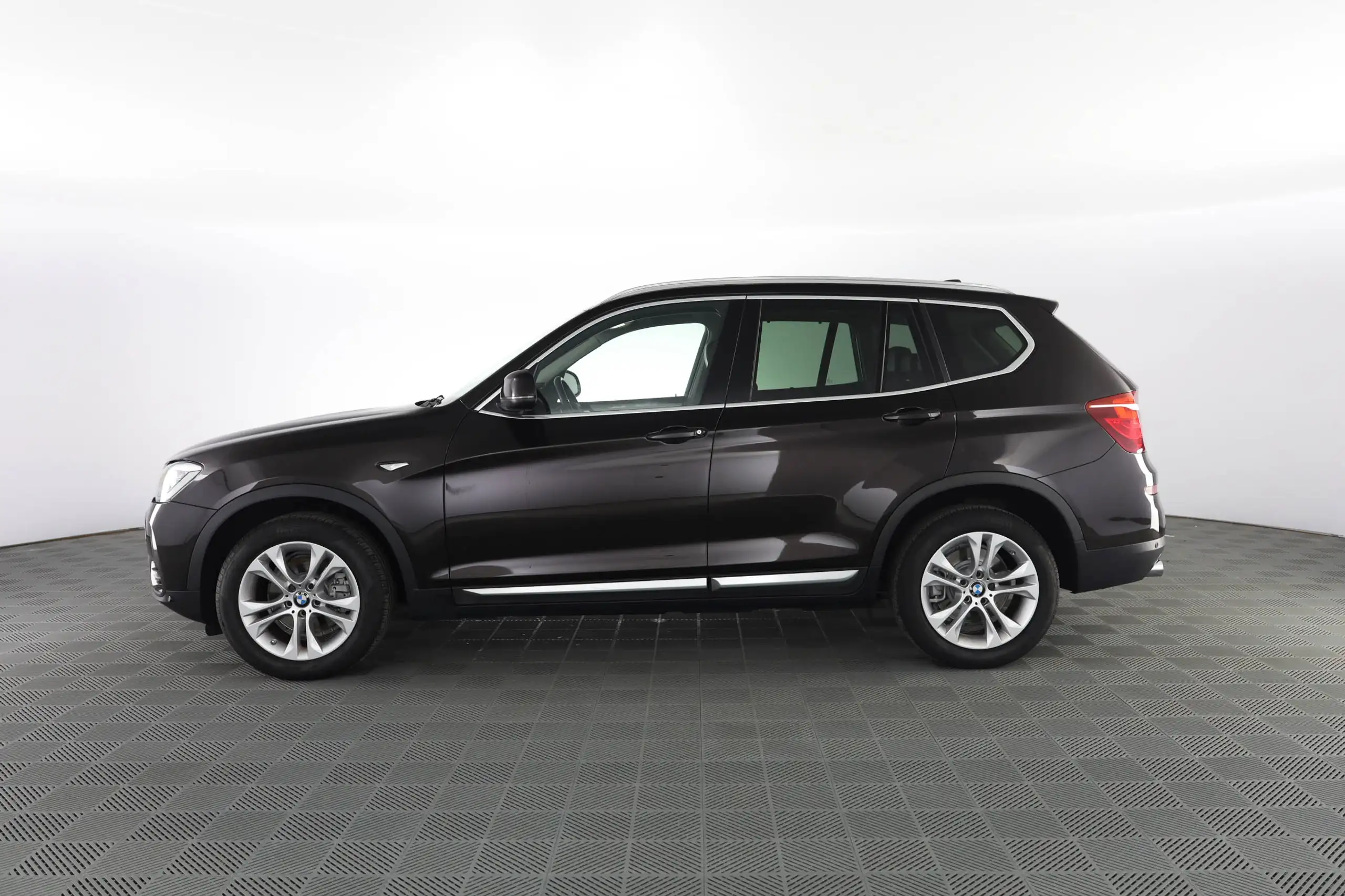 BMW - X3