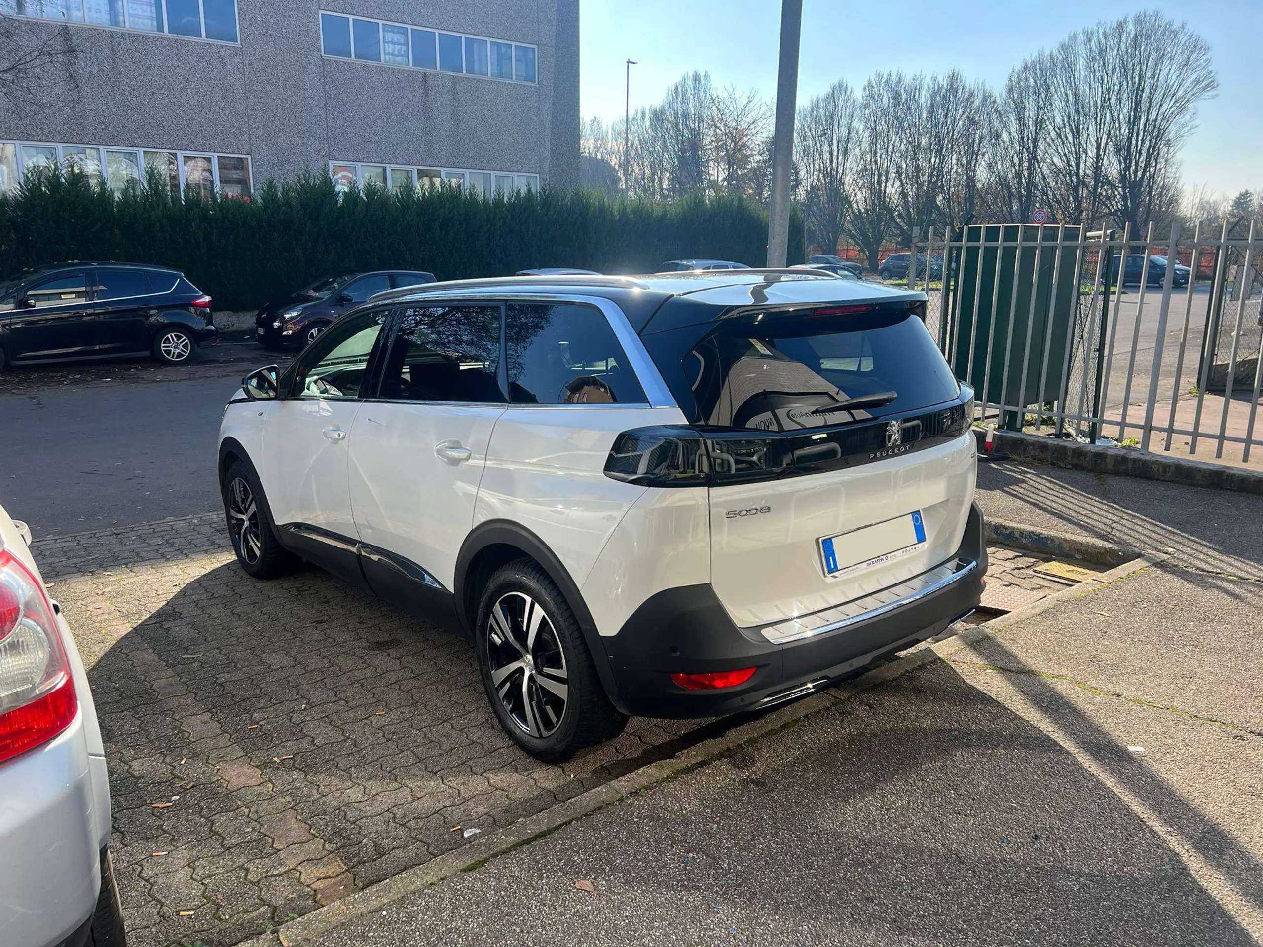 Peugeot - 3008