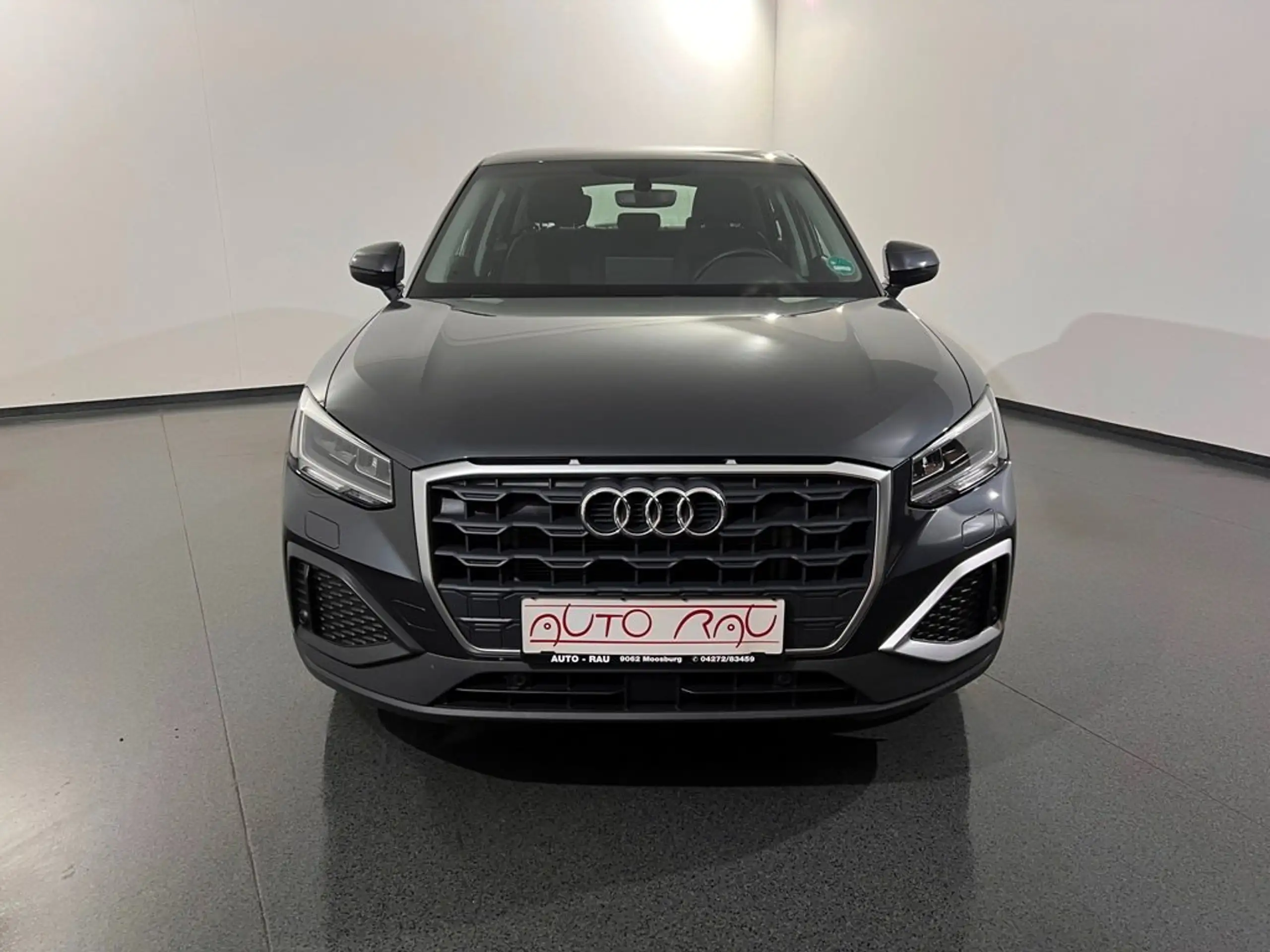 Audi - Q2