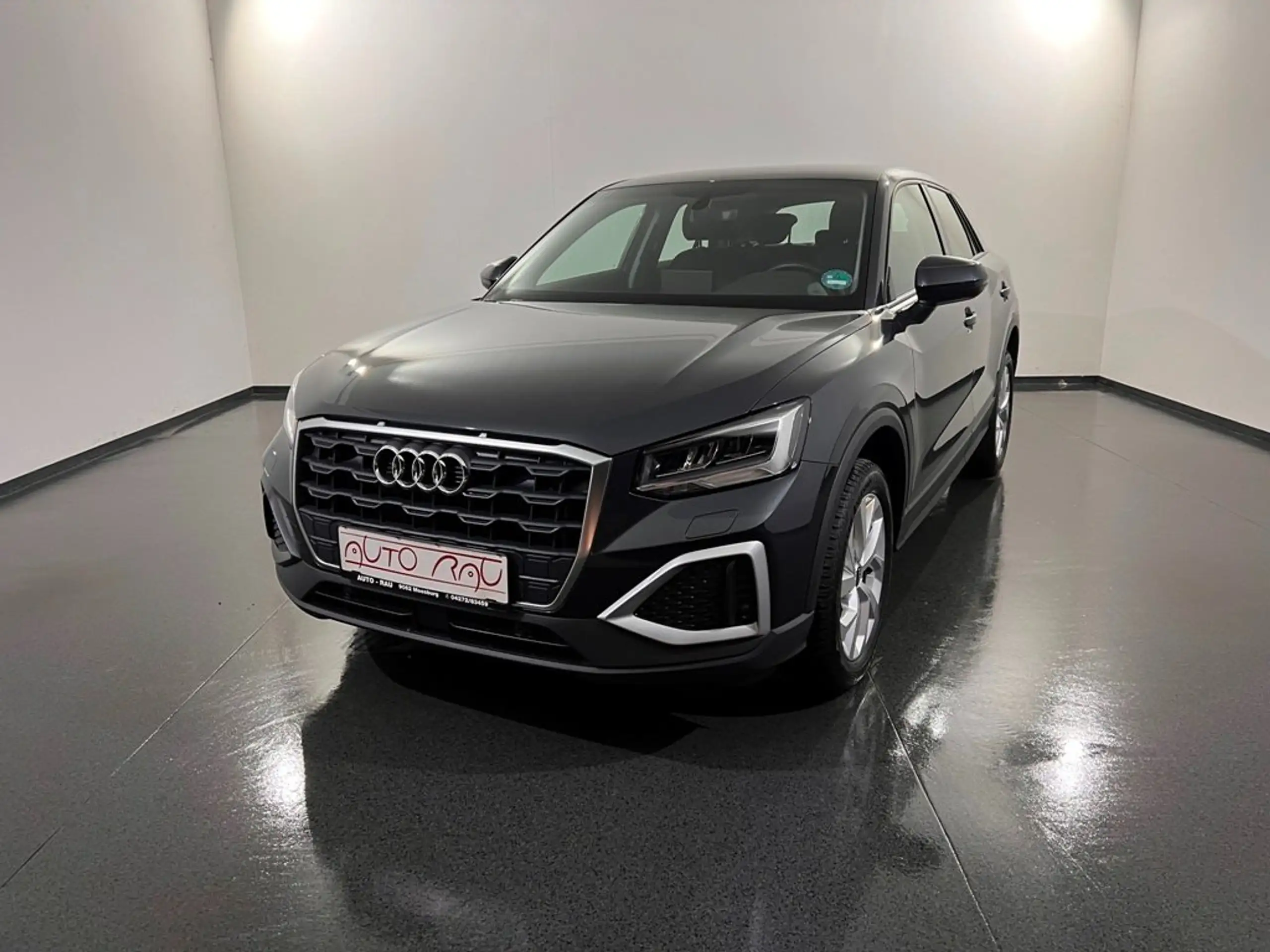 Audi - Q2