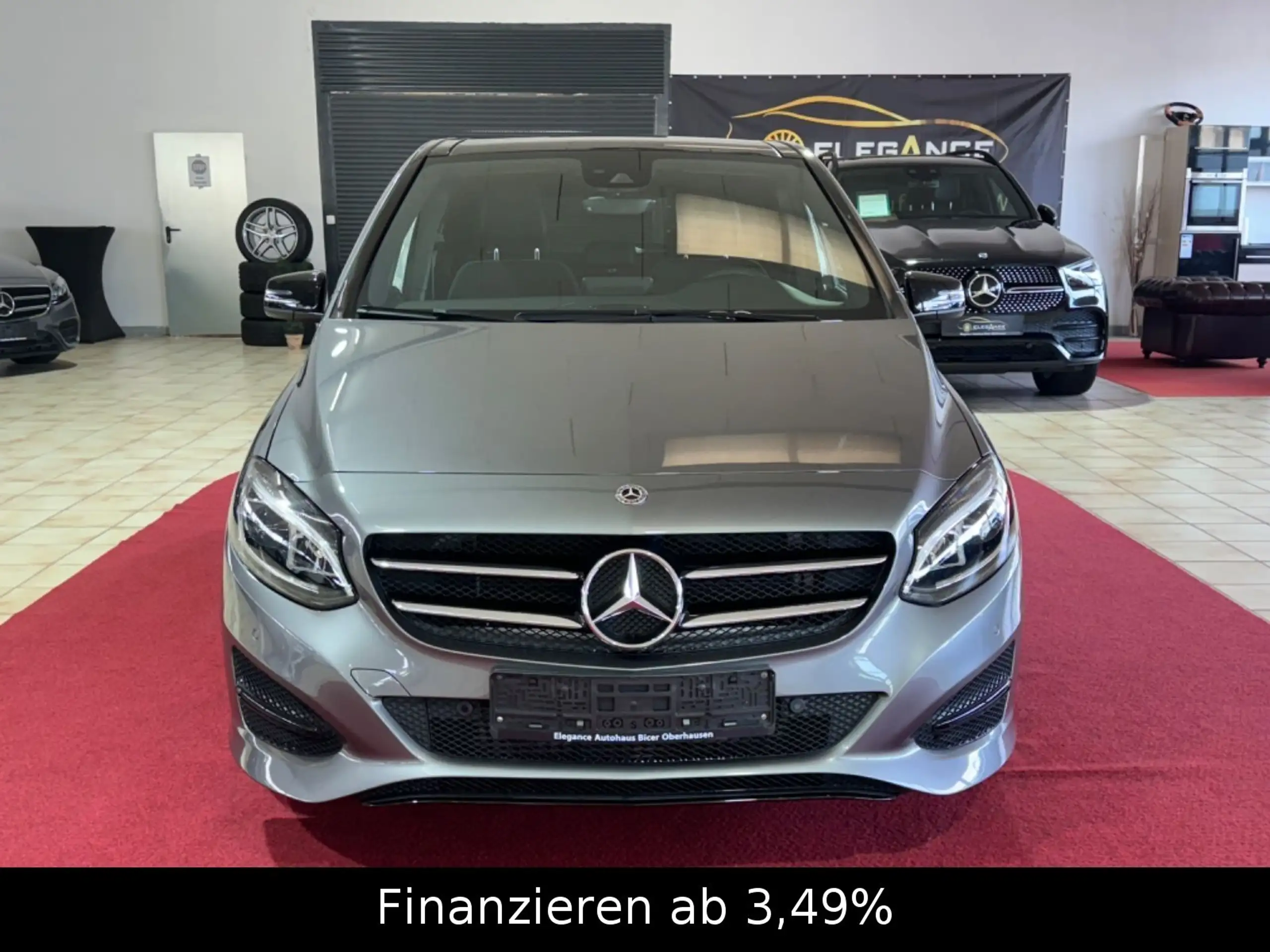 Mercedes-Benz - B 200