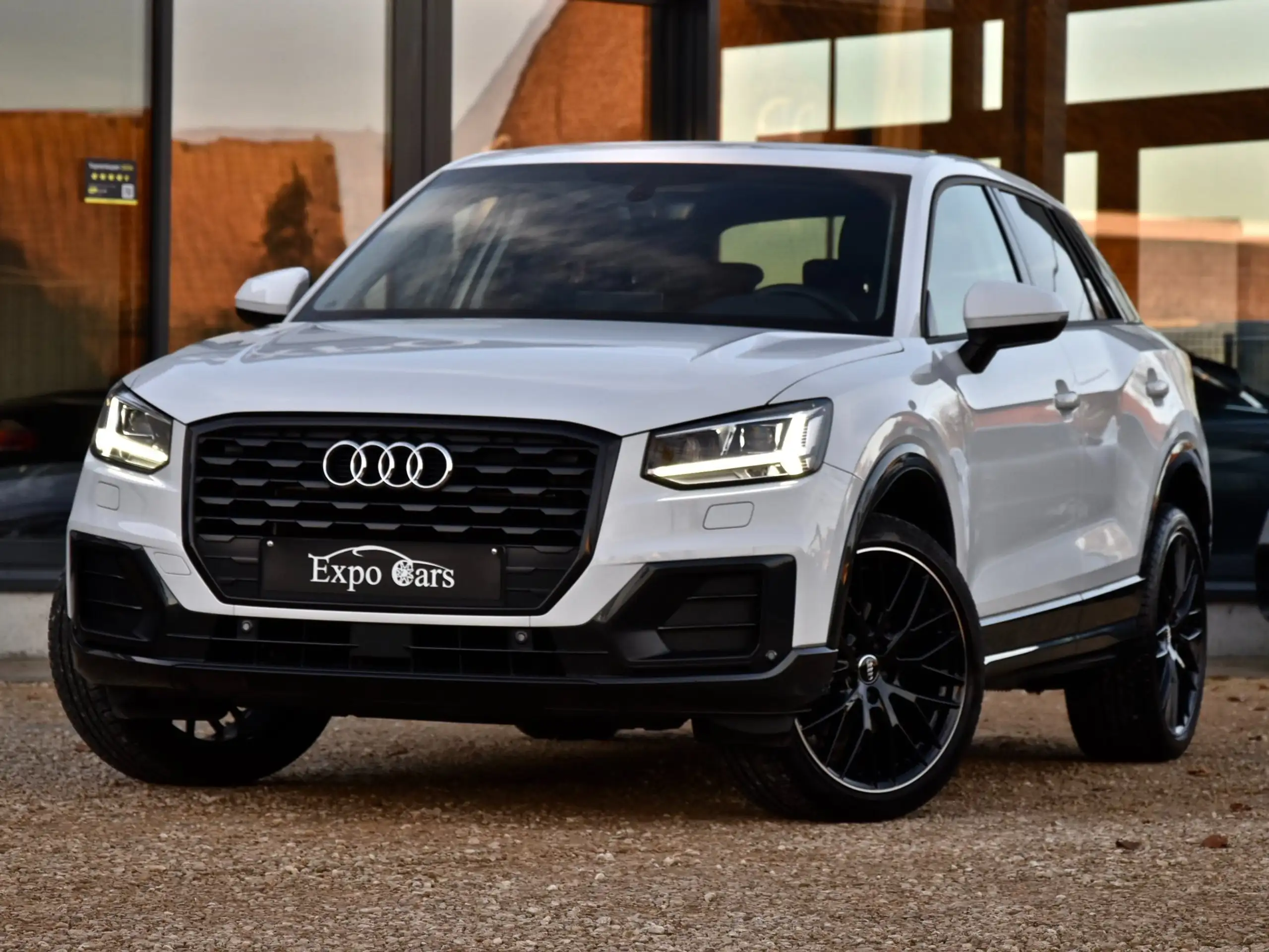 Audi - Q2