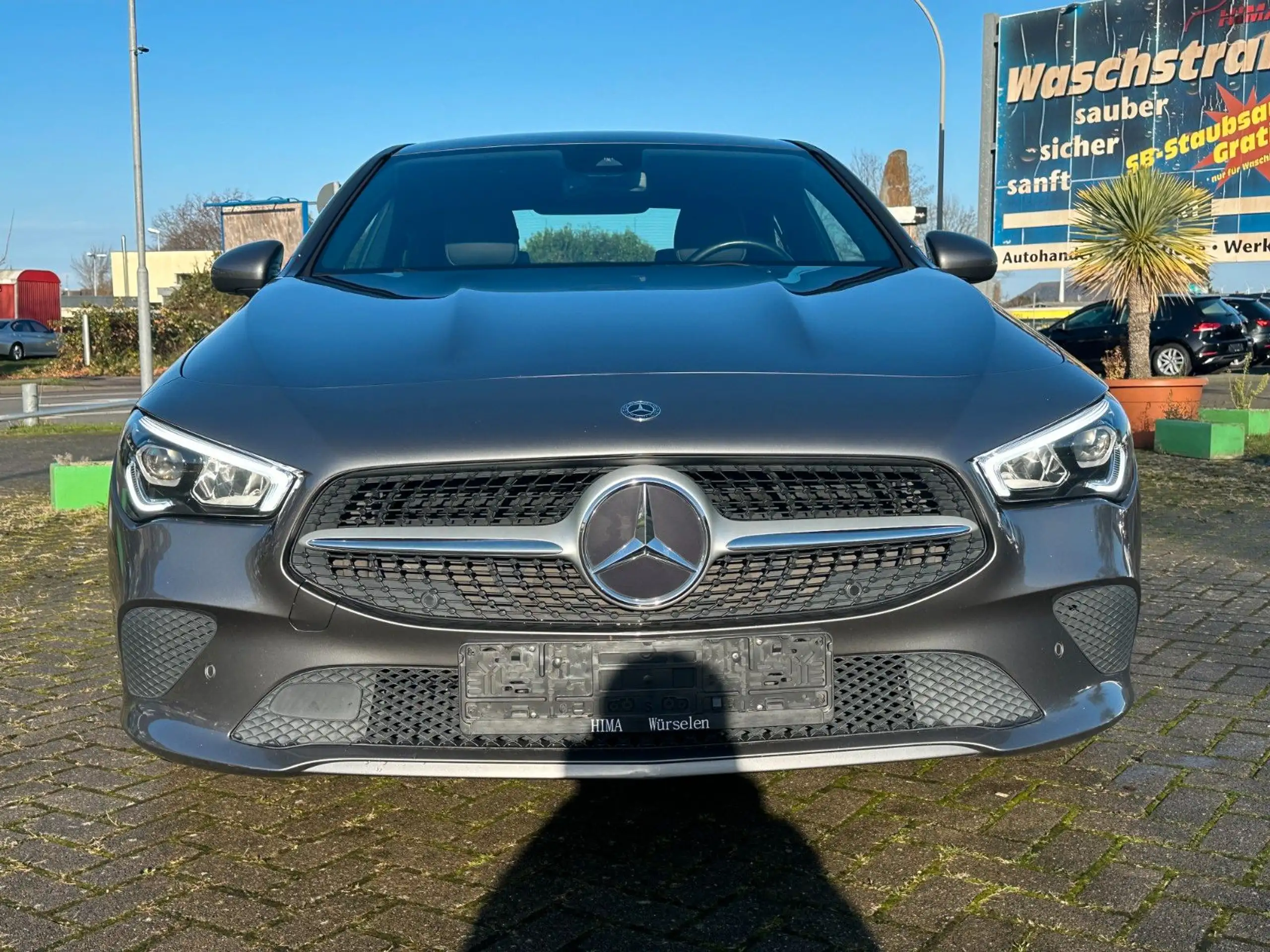 Mercedes-Benz - CLA 180