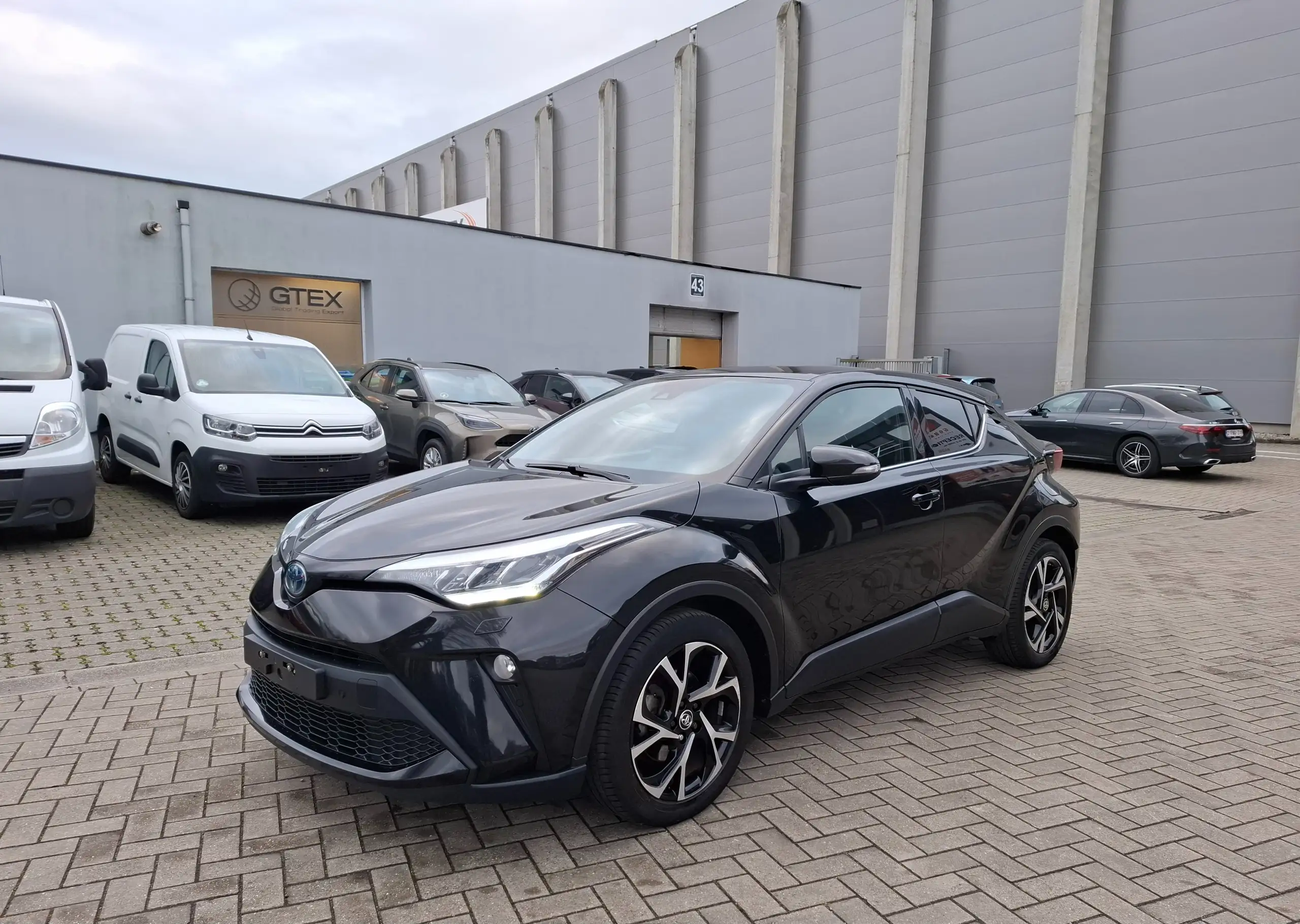 Toyota - C-HR