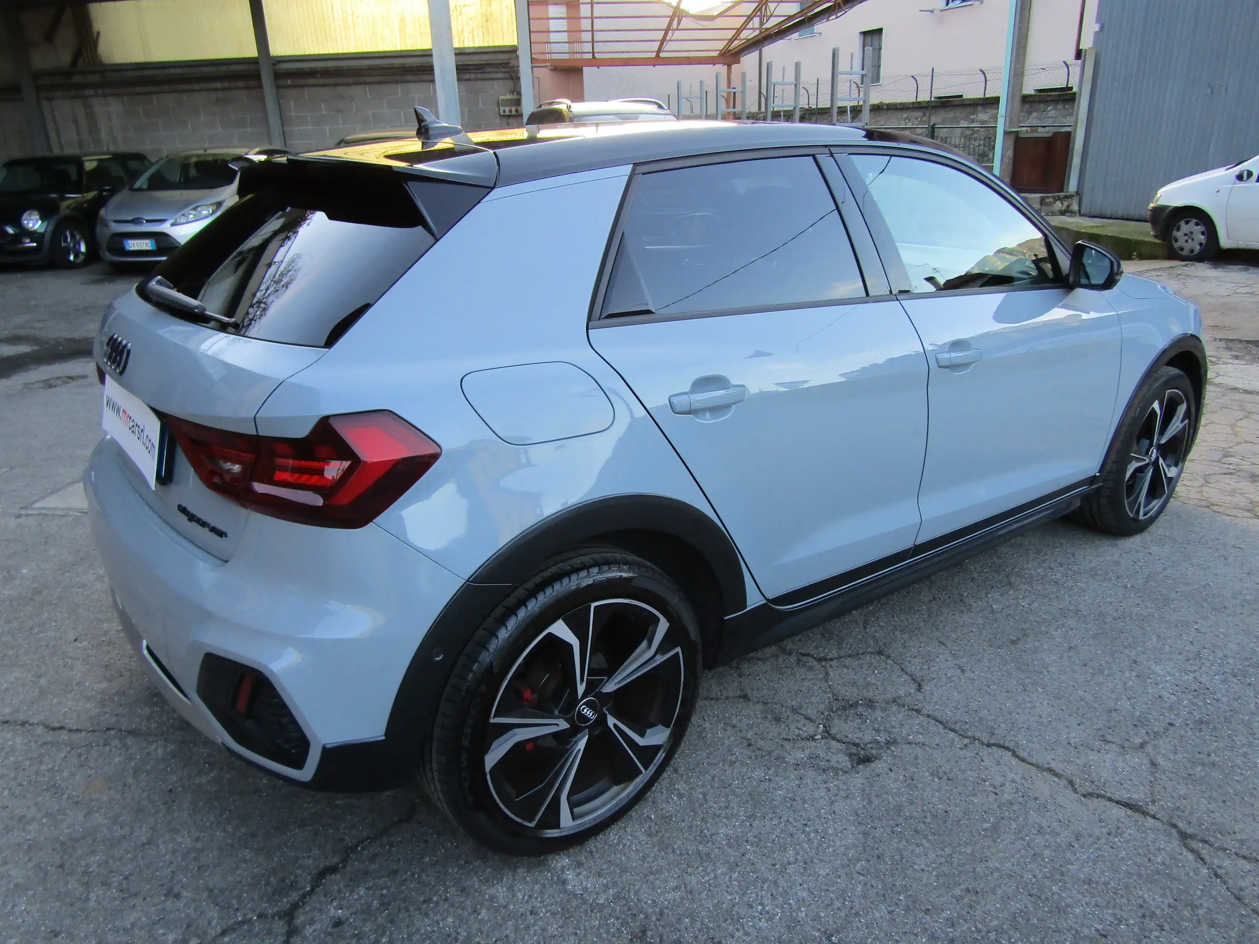 Audi - A1