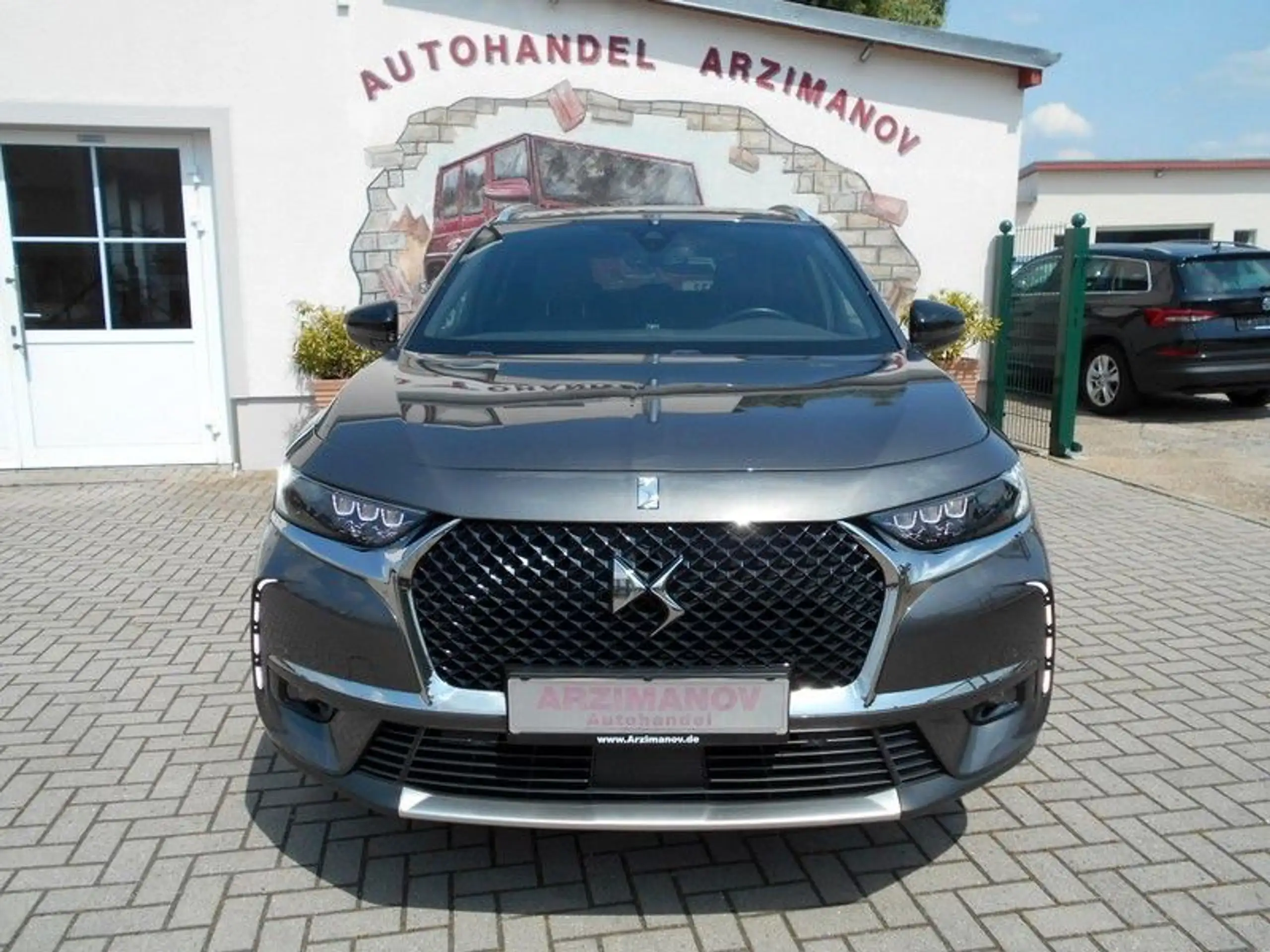 DS Automobiles - DS 7 Crossback