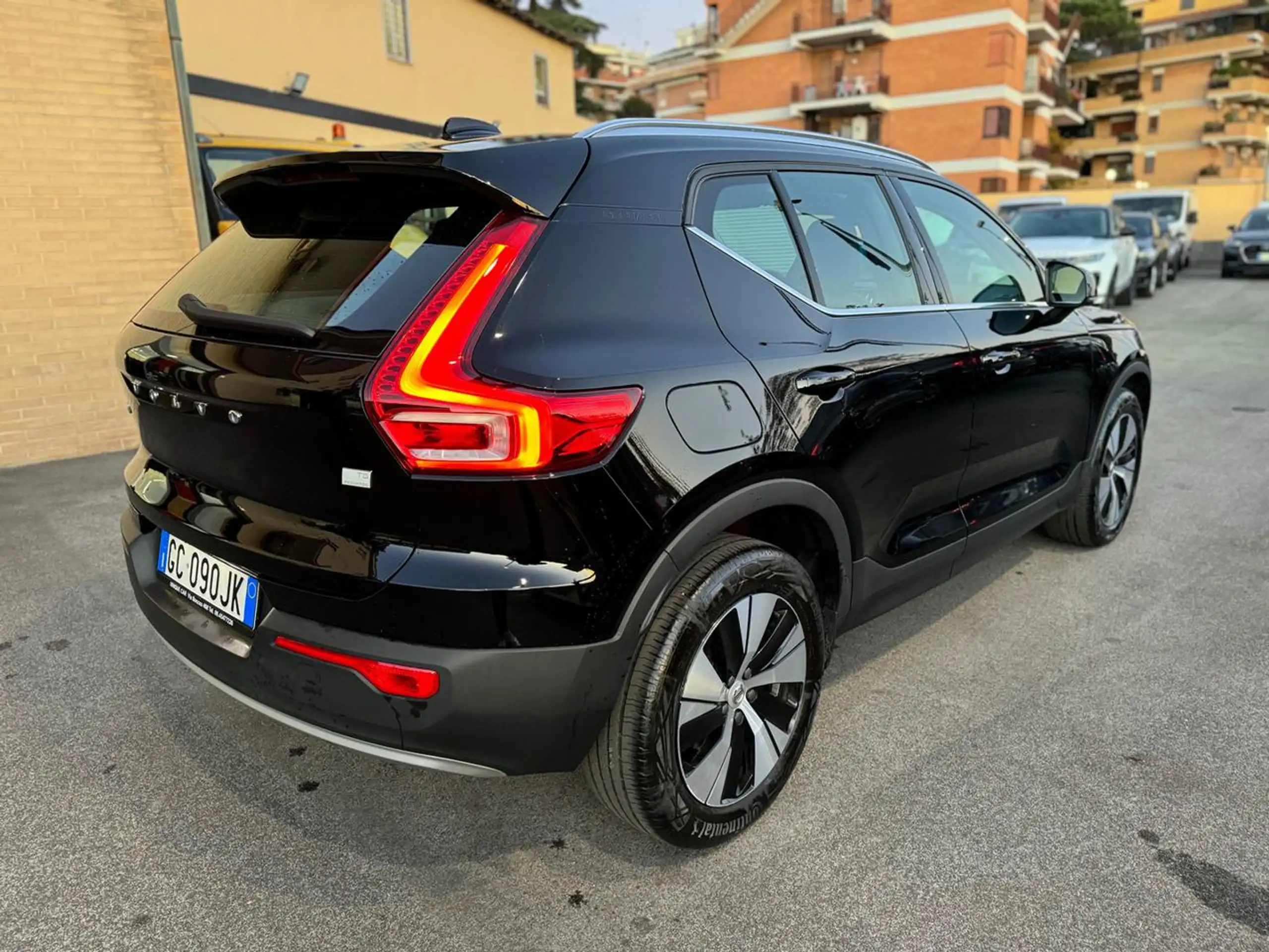 Volvo - XC40