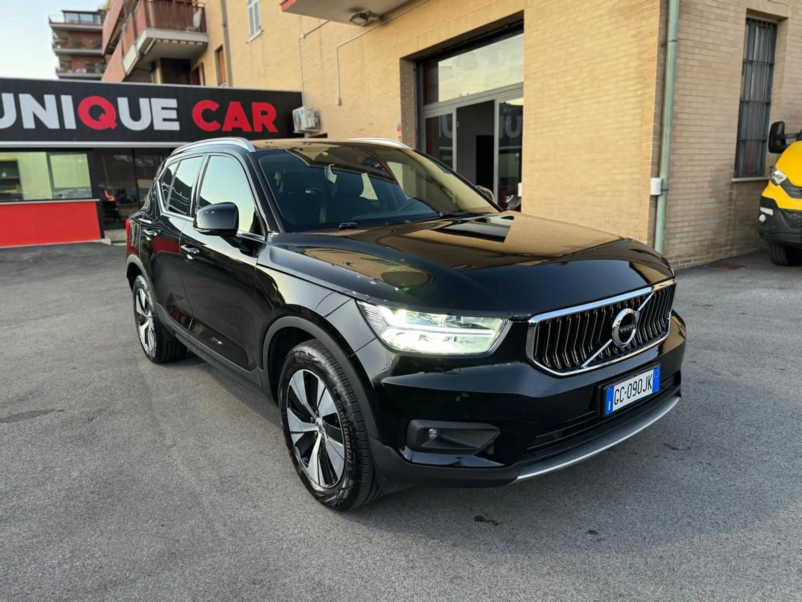 Volvo - XC40