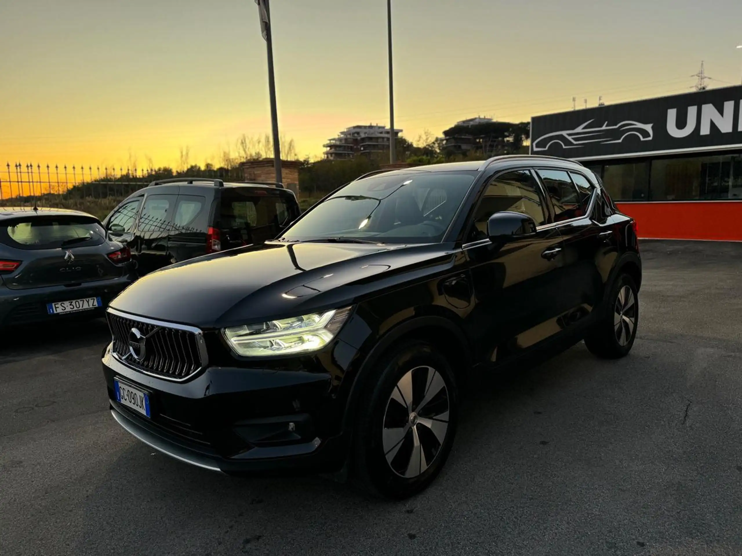 Volvo - XC40