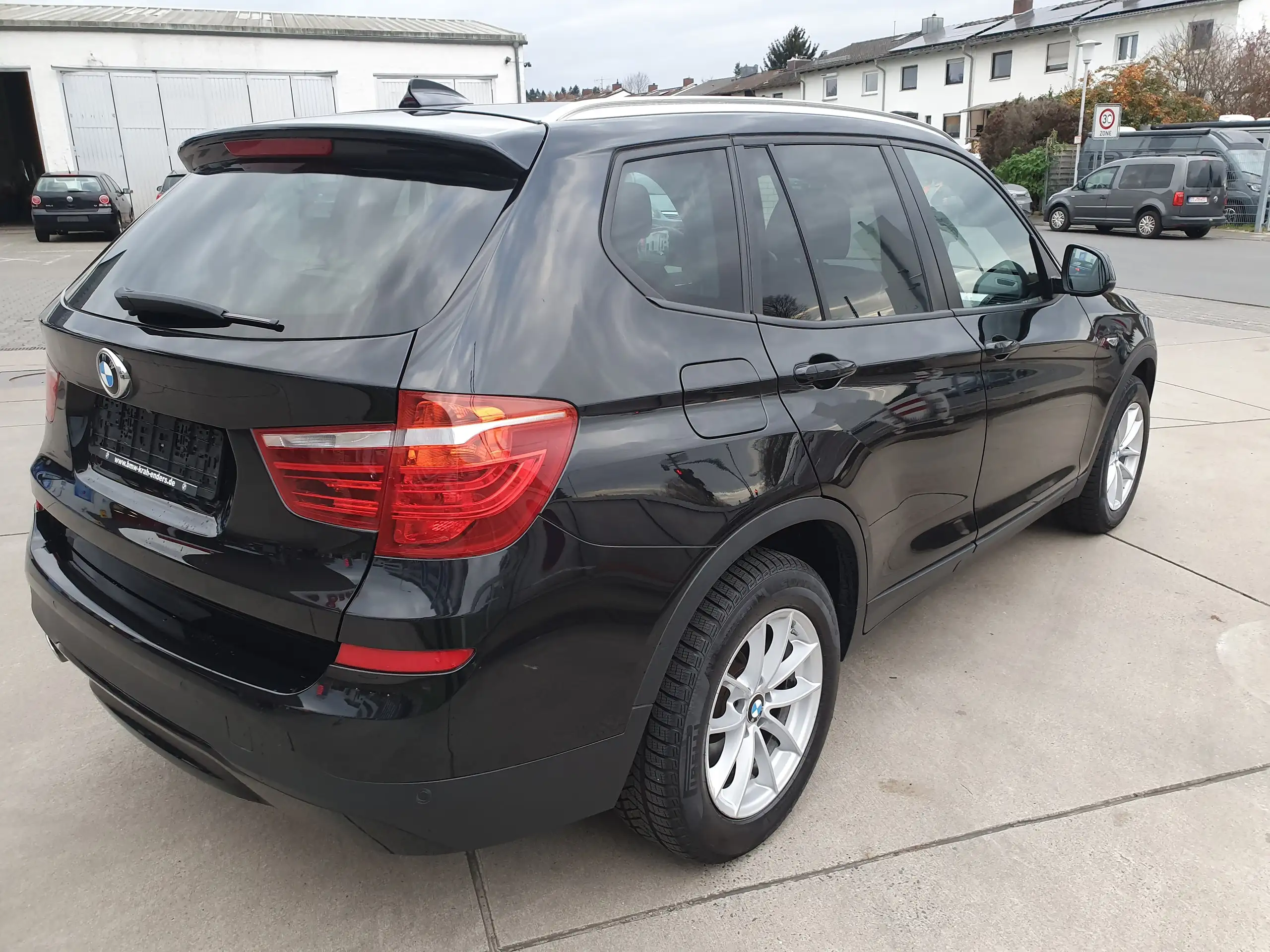 BMW - X3