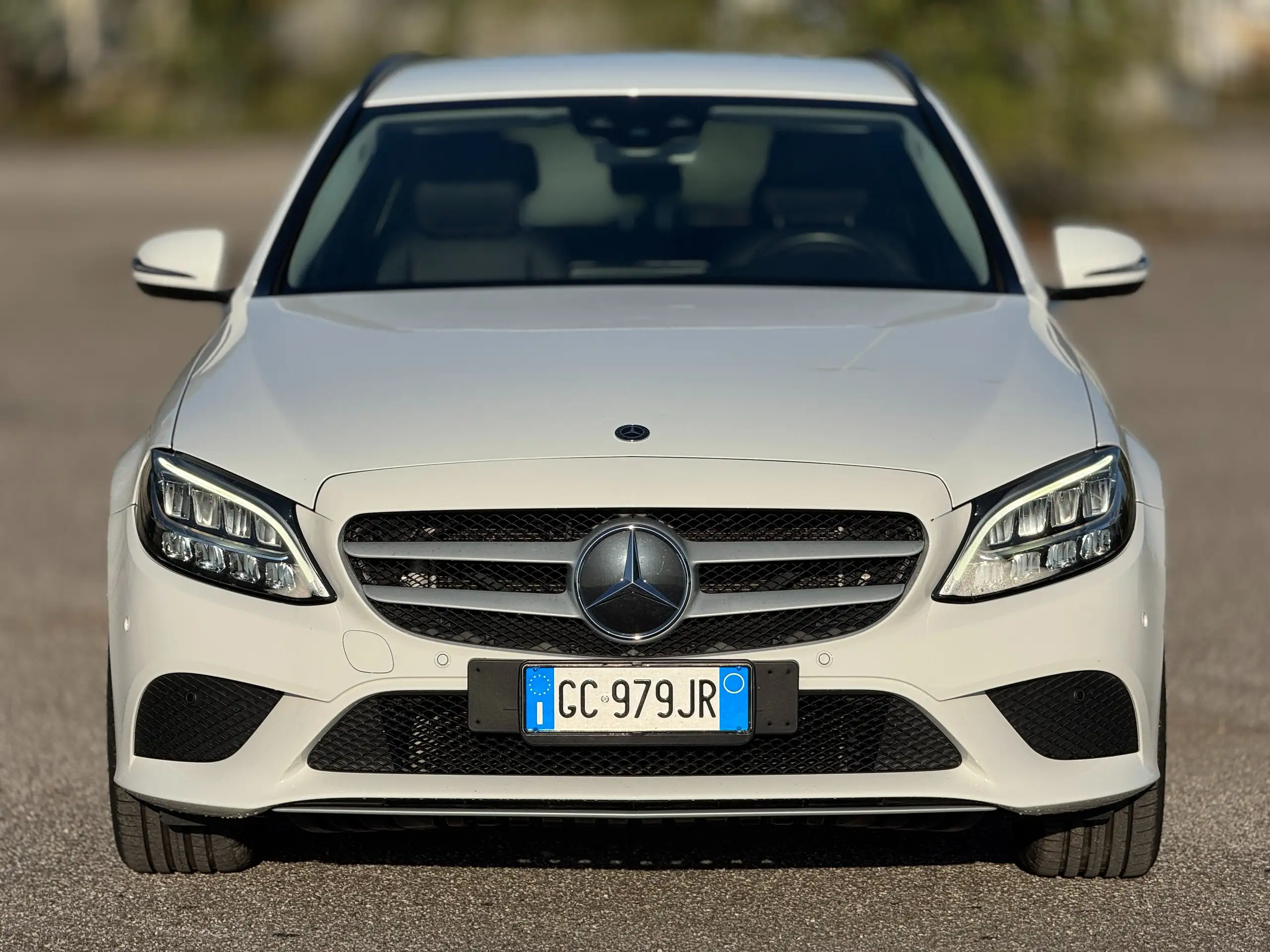 Mercedes-Benz - C 220