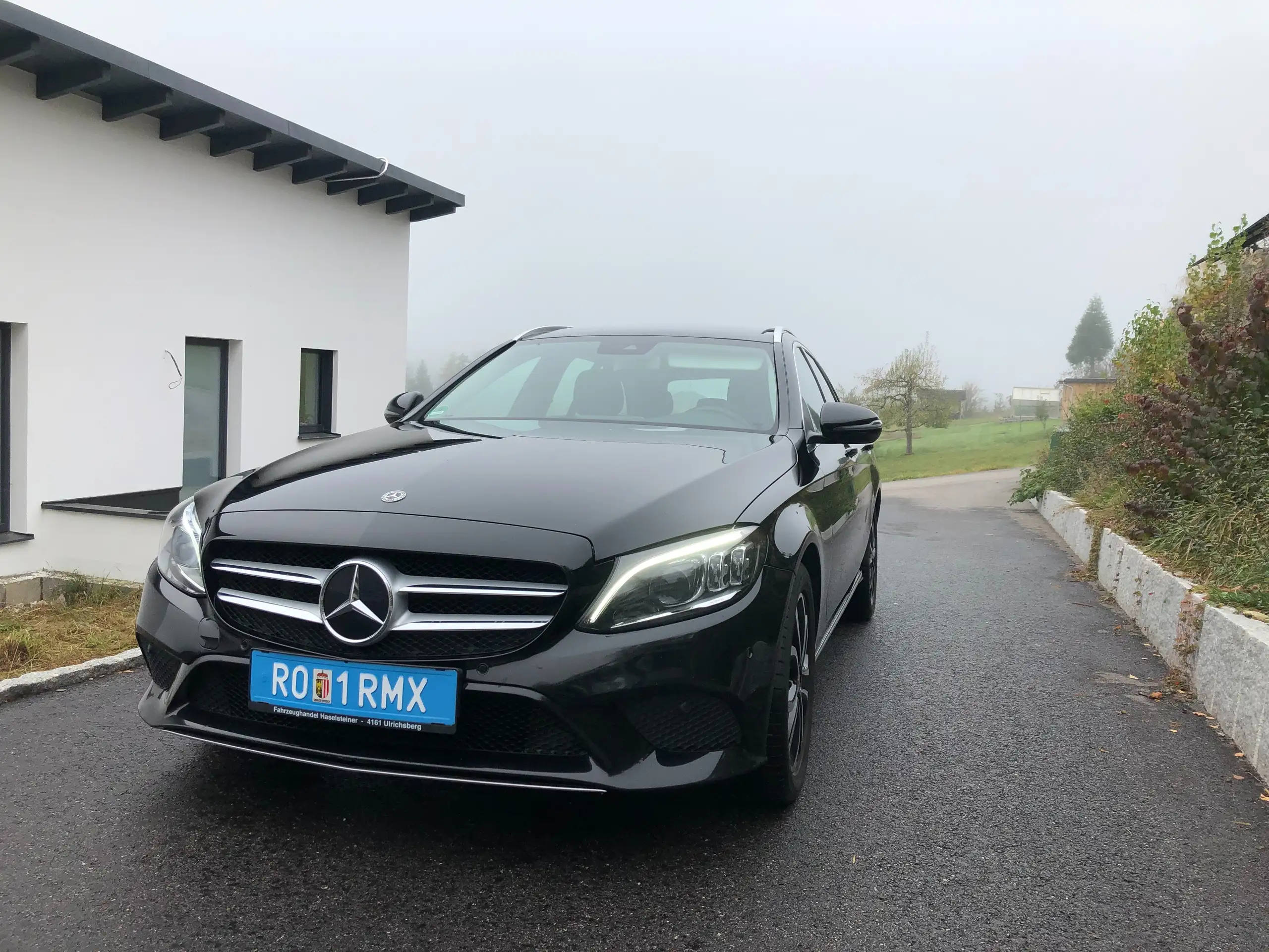 Mercedes-Benz - C 220