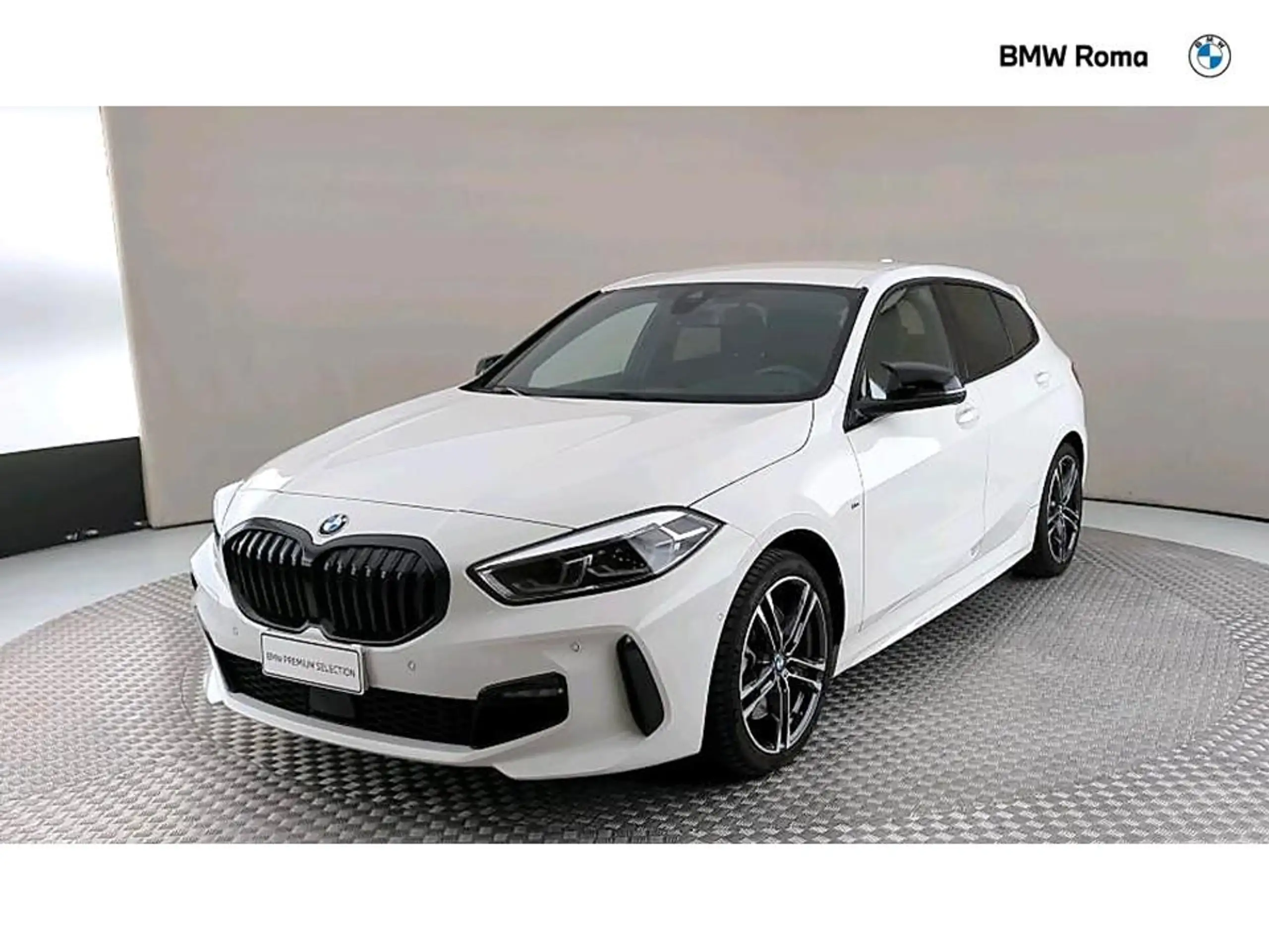 BMW 120 2021