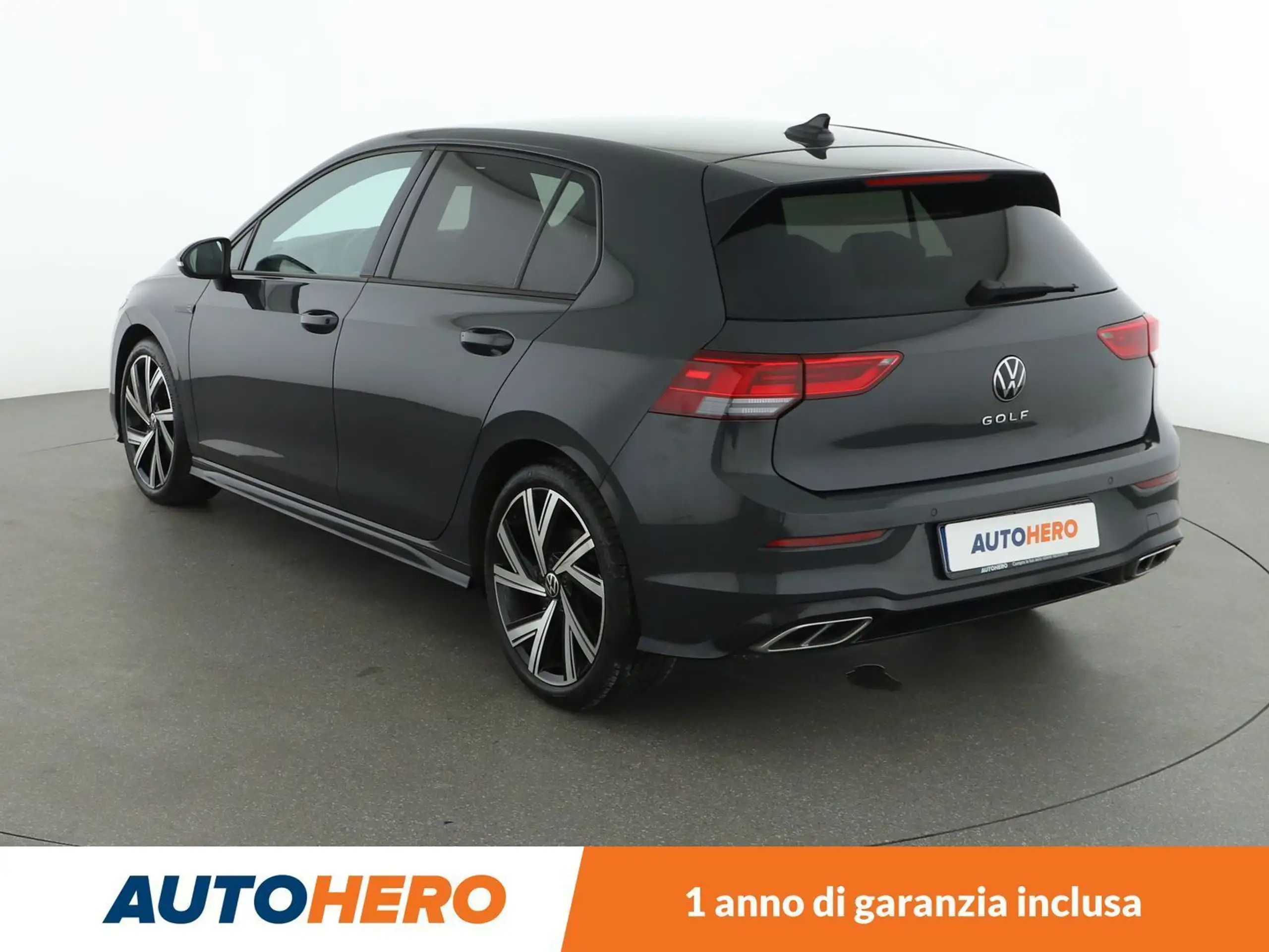 Volkswagen - Golf