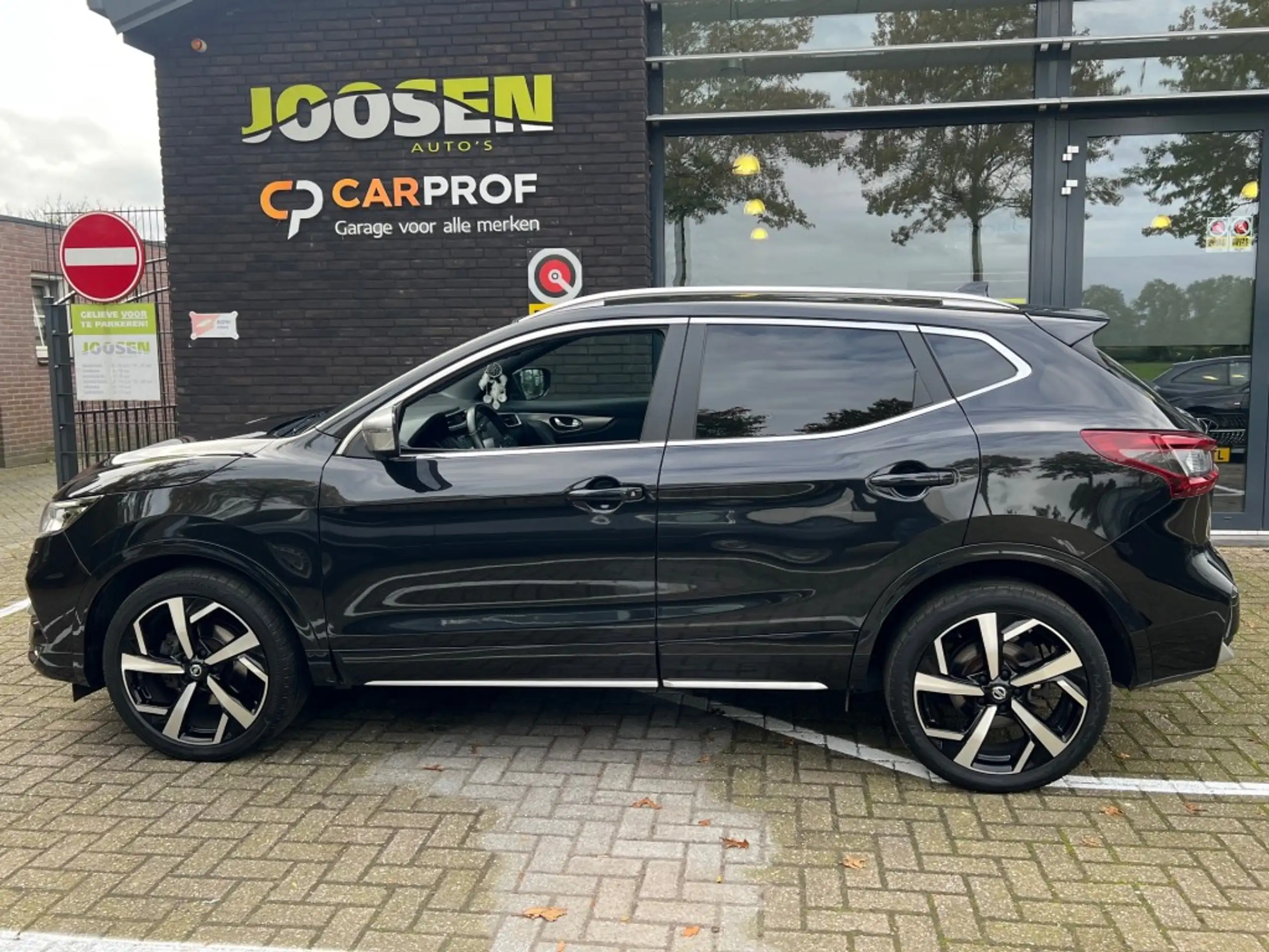 Nissan - Qashqai