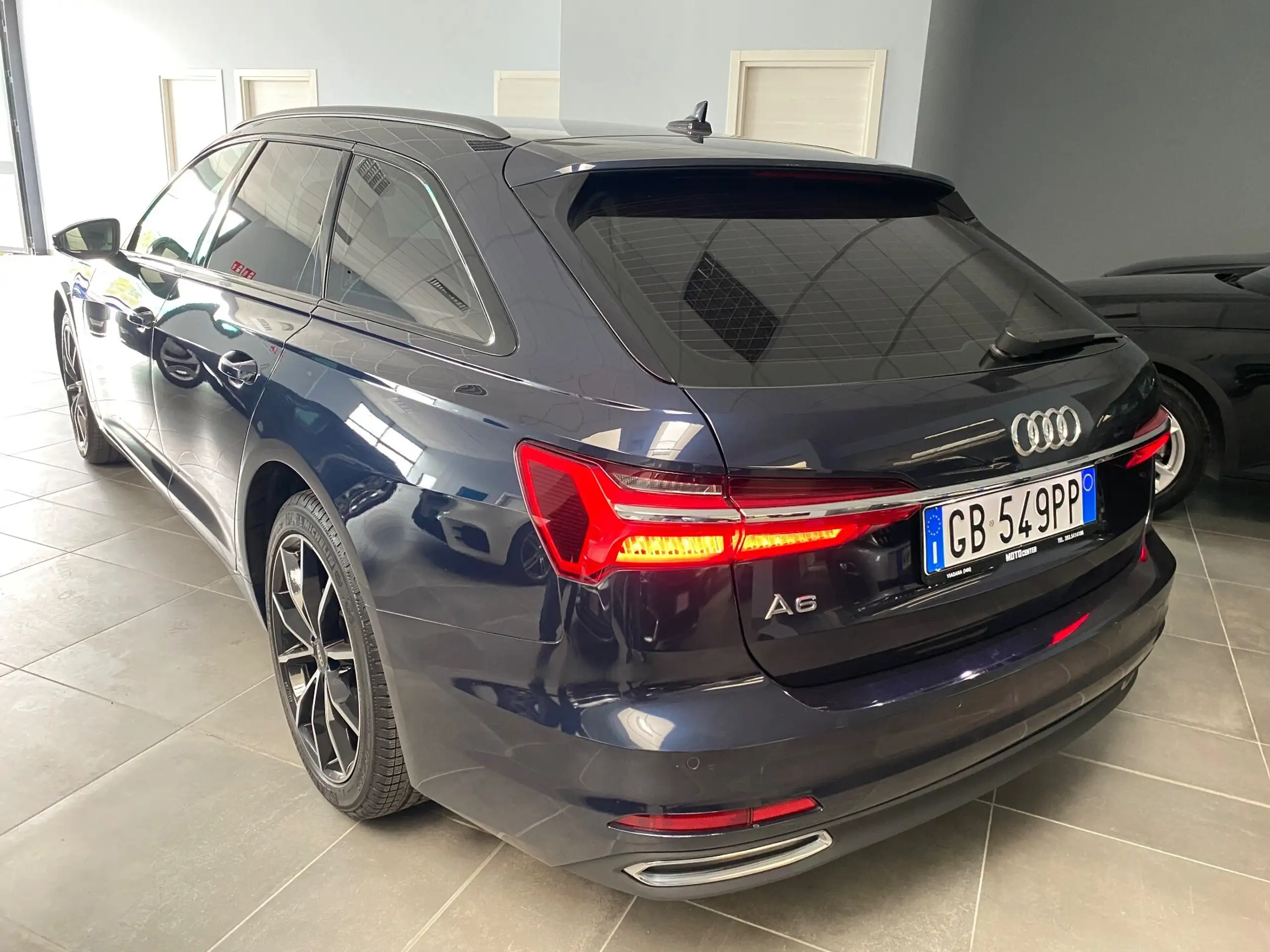 Audi - A6