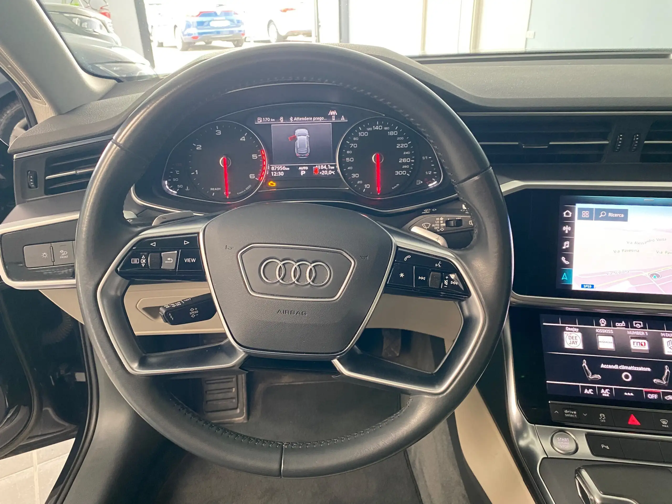 Audi - A6