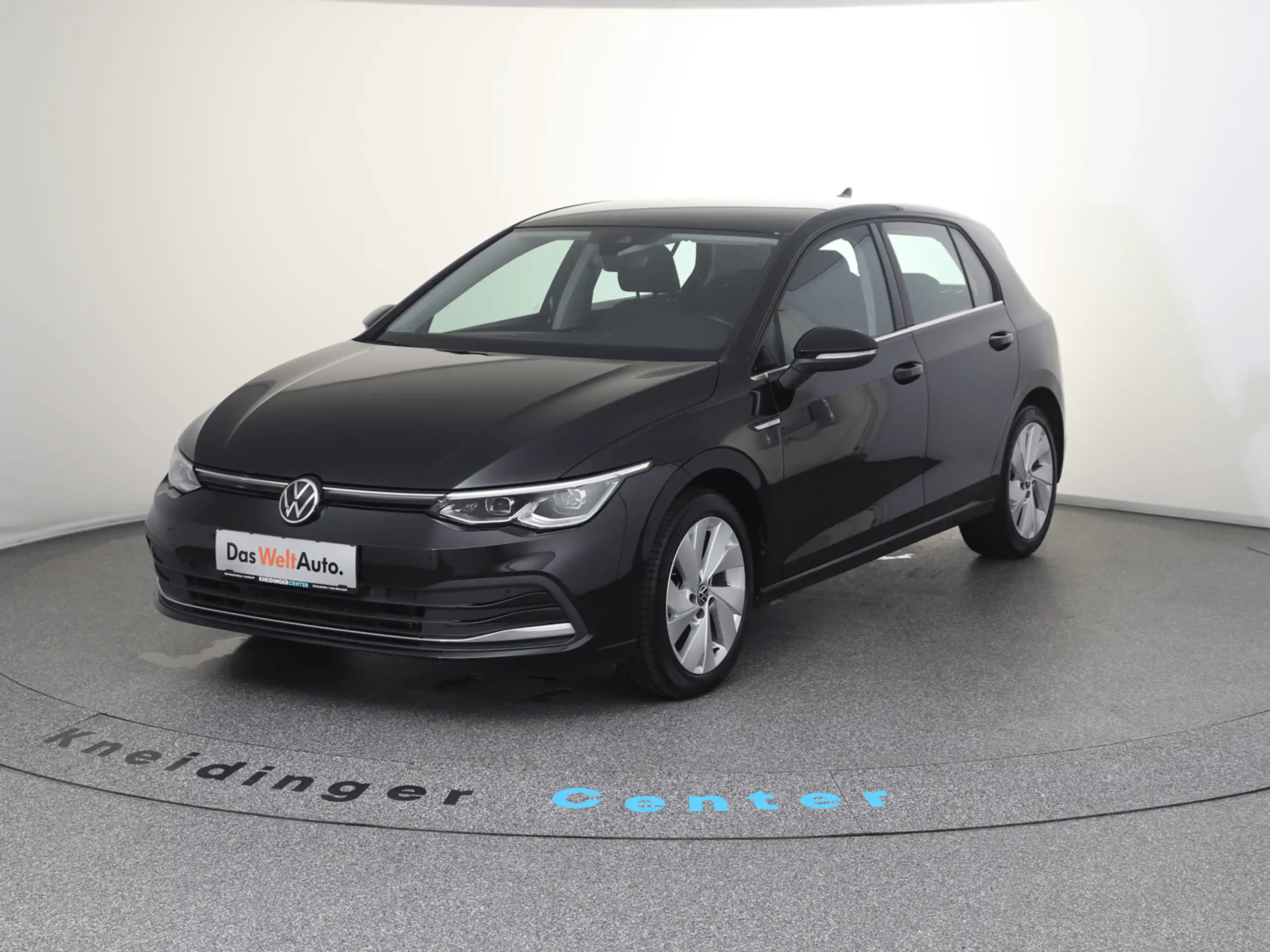 Volkswagen - Golf