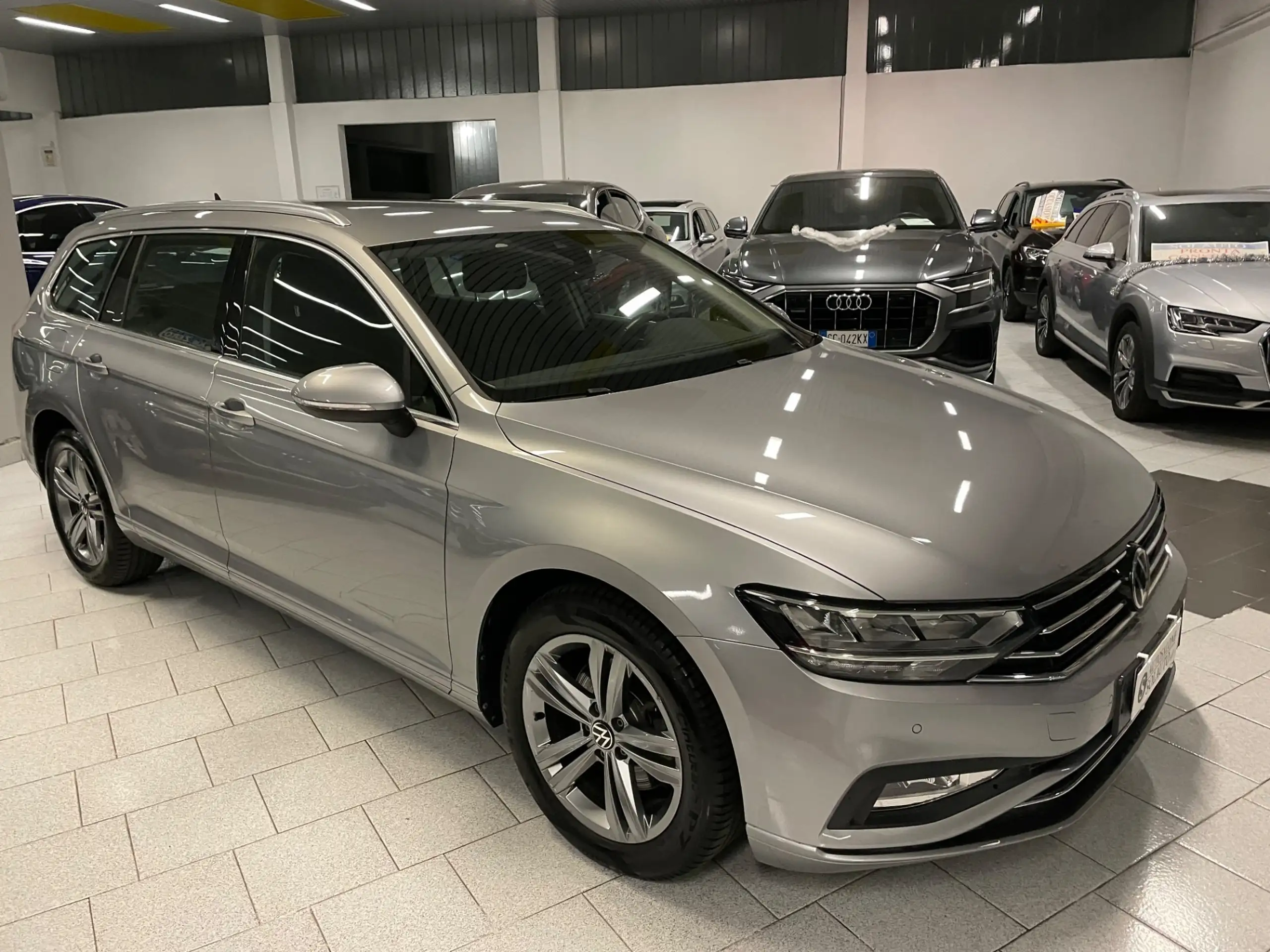 Volkswagen - Passat Variant